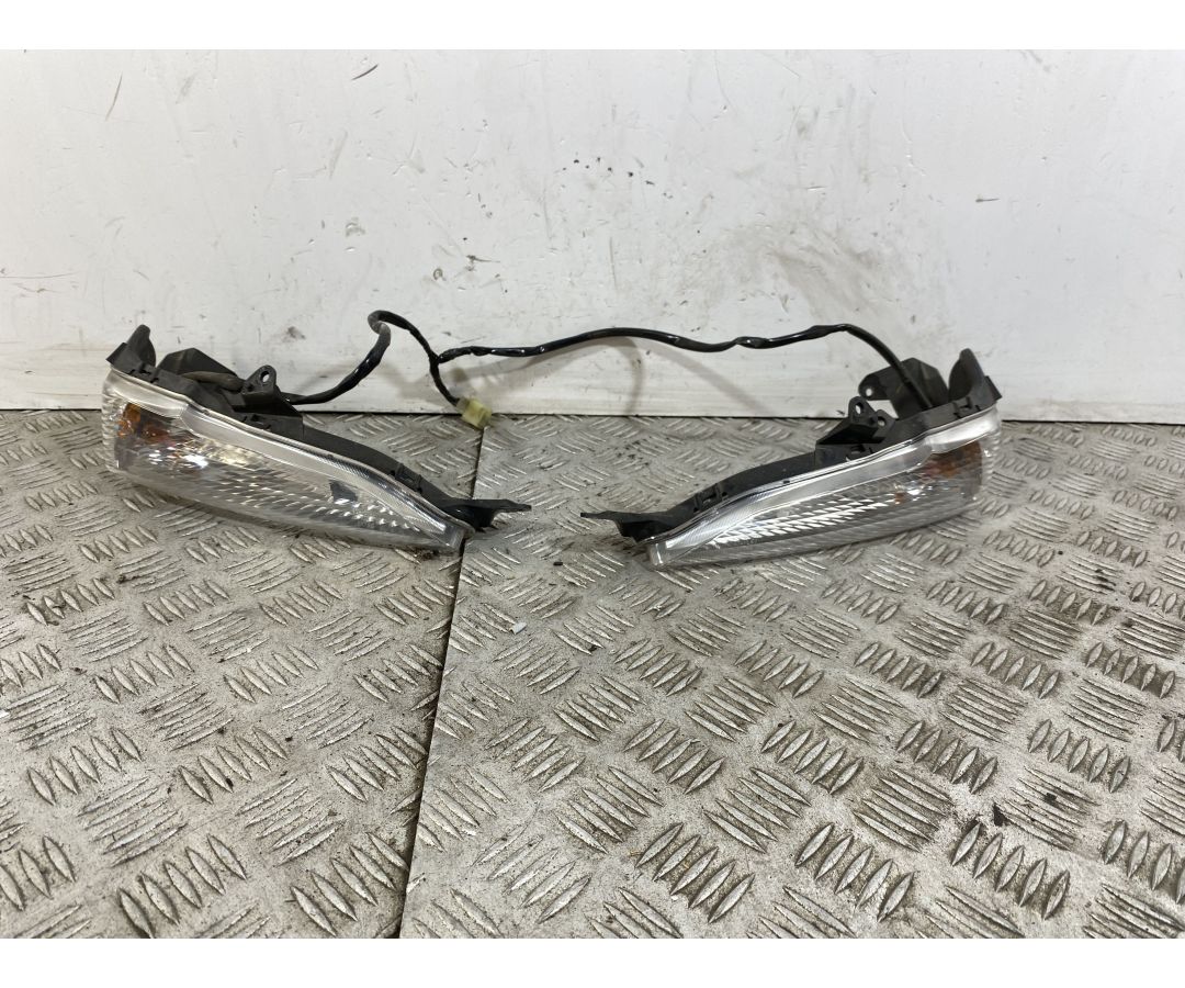 Coppia Frecce Anteriori Yamaha Tricity 125 dal 2014 al 2020 1746542504277 Coppia Frecce Anteriori Yamaha Tricity 125 dal 2014 al 2020 1746542504277