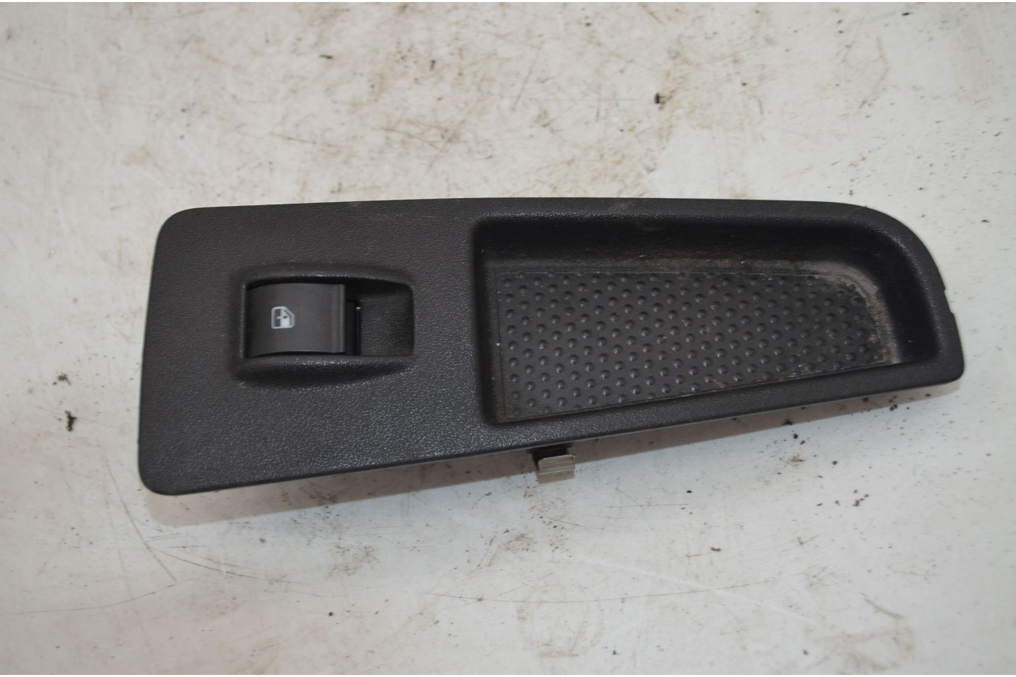 Pulsantiera Alzacristalli Anteriore DX Fiat Grande Punto Dal 2005 al 2018 Cod 735380450  1746601233599