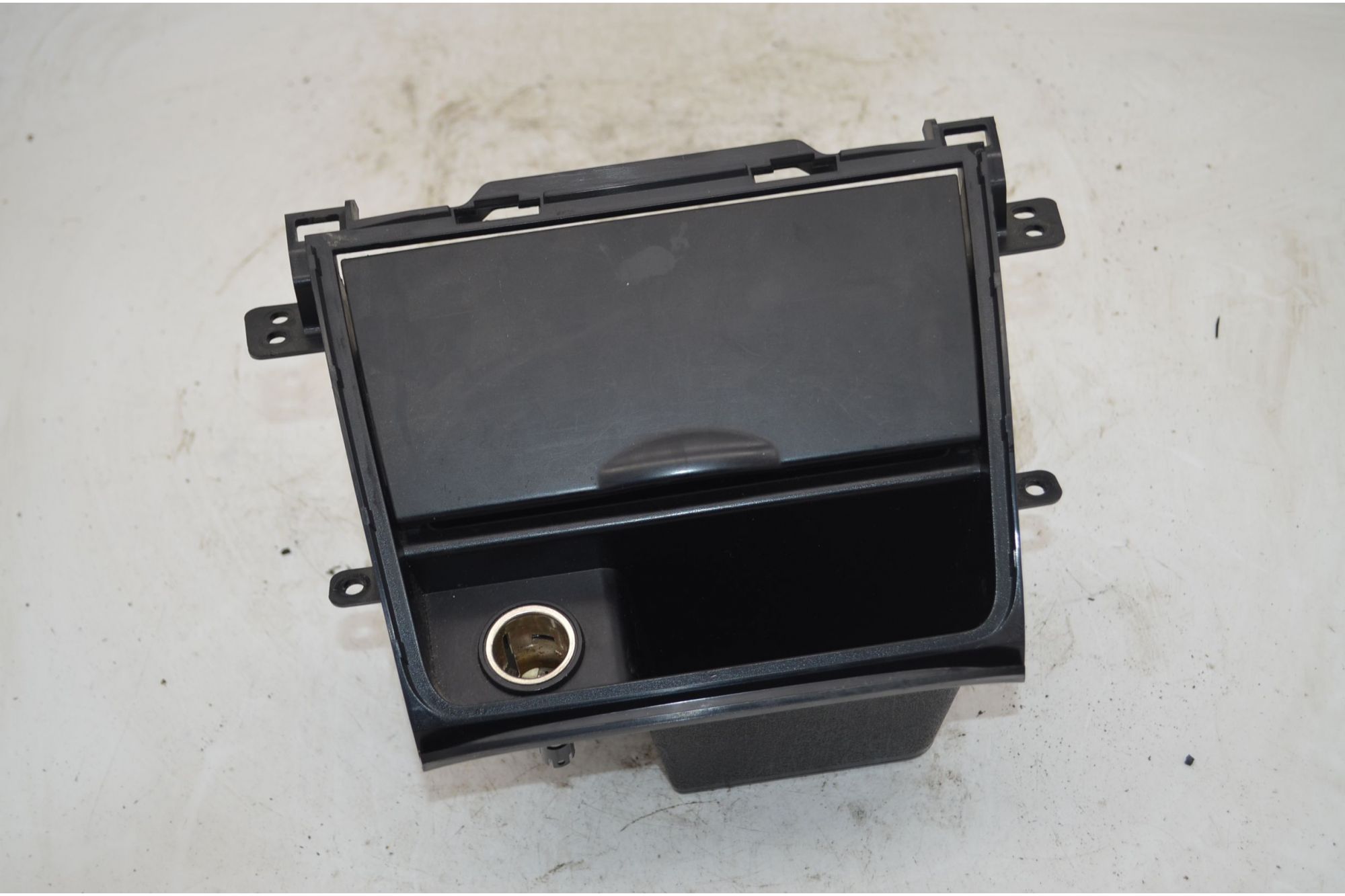 Posacenere Console Centrale Fiat Sedici Dal 2005 al 2014 Cod 73830-79J1  1746603669112