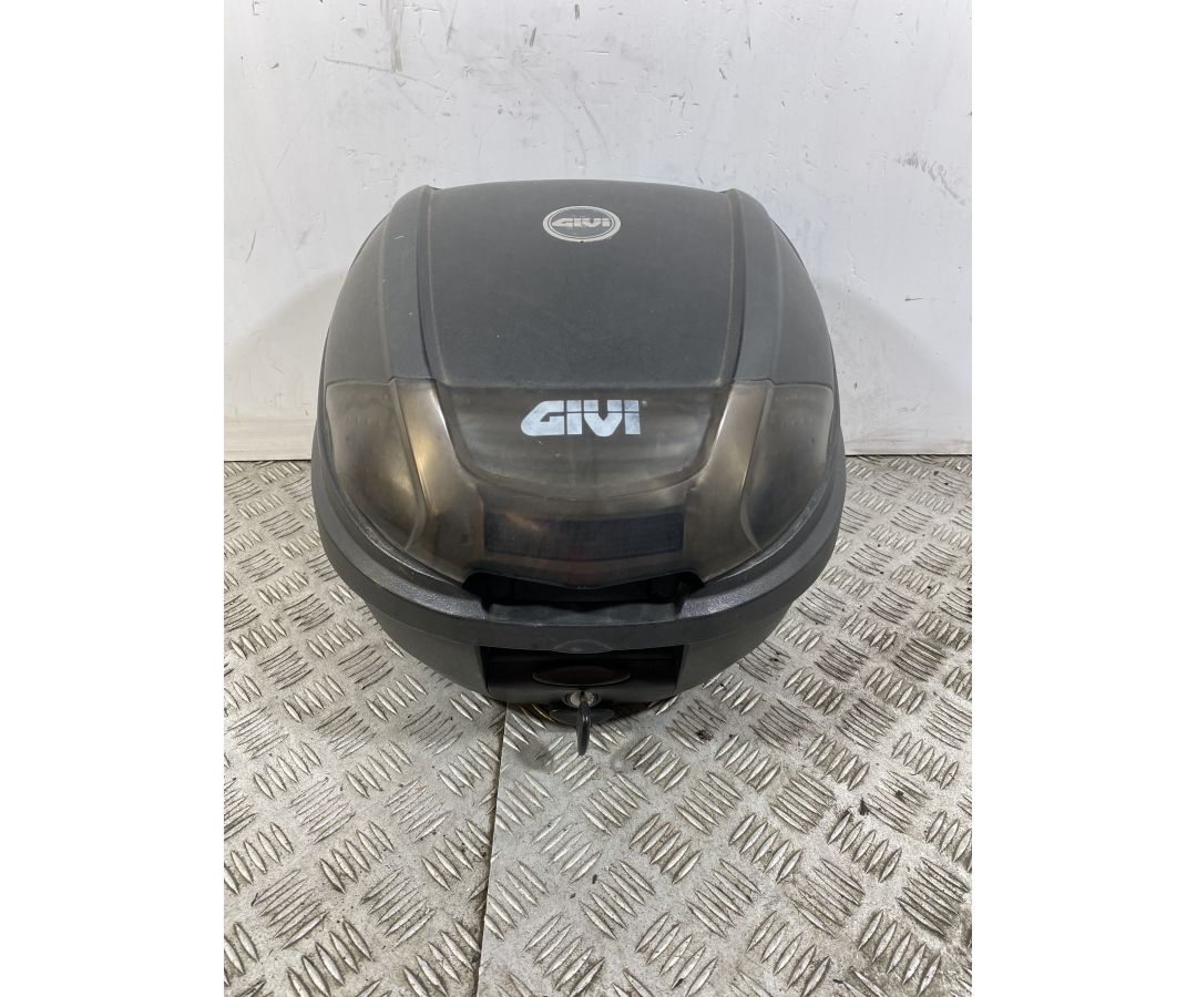 Bauletto baule Posteriore Con Chiave GIVI 30 litri 1746605812721 Bauletto baule Posteriore Con Chiave GIVI 30 litri 1746605812721