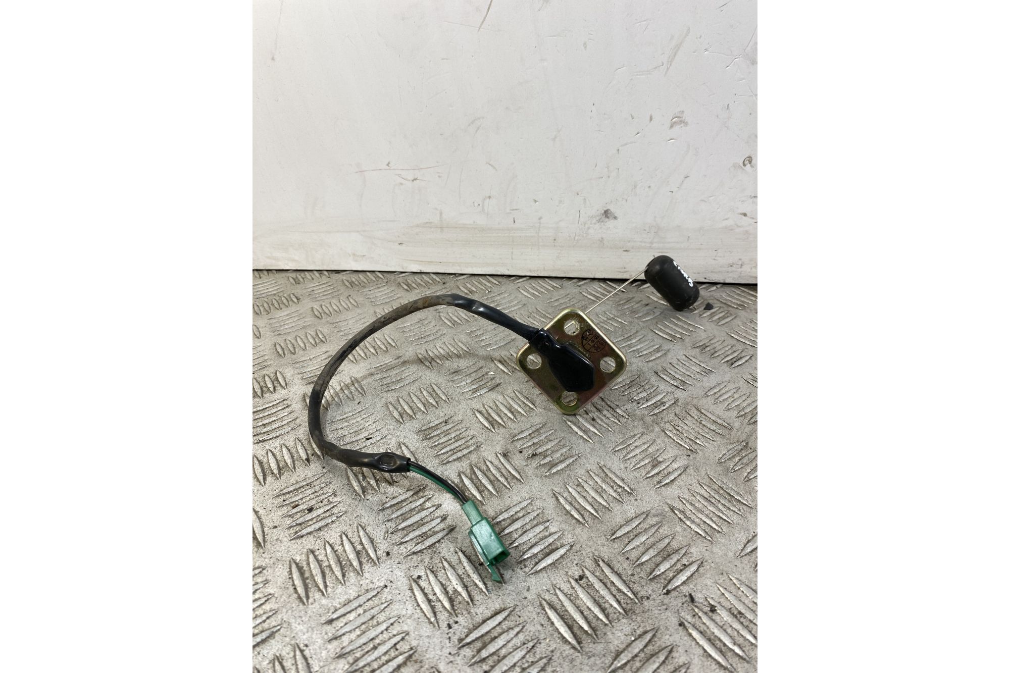 Galleggiante Benzina Malaguti Password 250 Carburatore dal 2008 al 2011  1746607222382