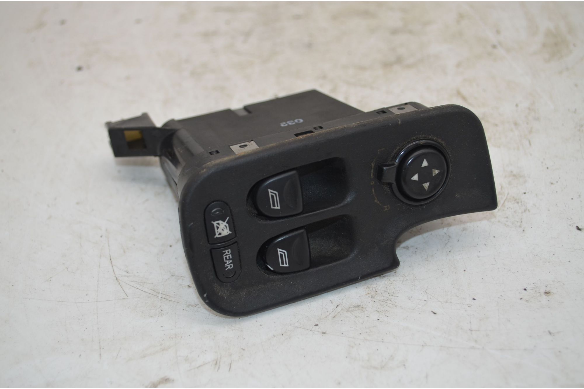 Pulsantiera Alzacristalli Anteriore SX Alfa Romeo 147 Dal 2000 al 2010 Cod 735263176  1746612708550