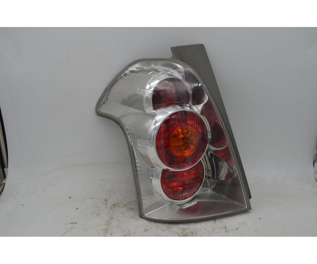 Fanale Stop Posteriore SX Toyota Corolla Verso Dal 2004 al 2009 Cod 815610F020 1746621627996 Fanale Stop Posteriore SX Toyota Corolla Verso Dal 2004 al 2009 Cod 815610F020 1746621627996