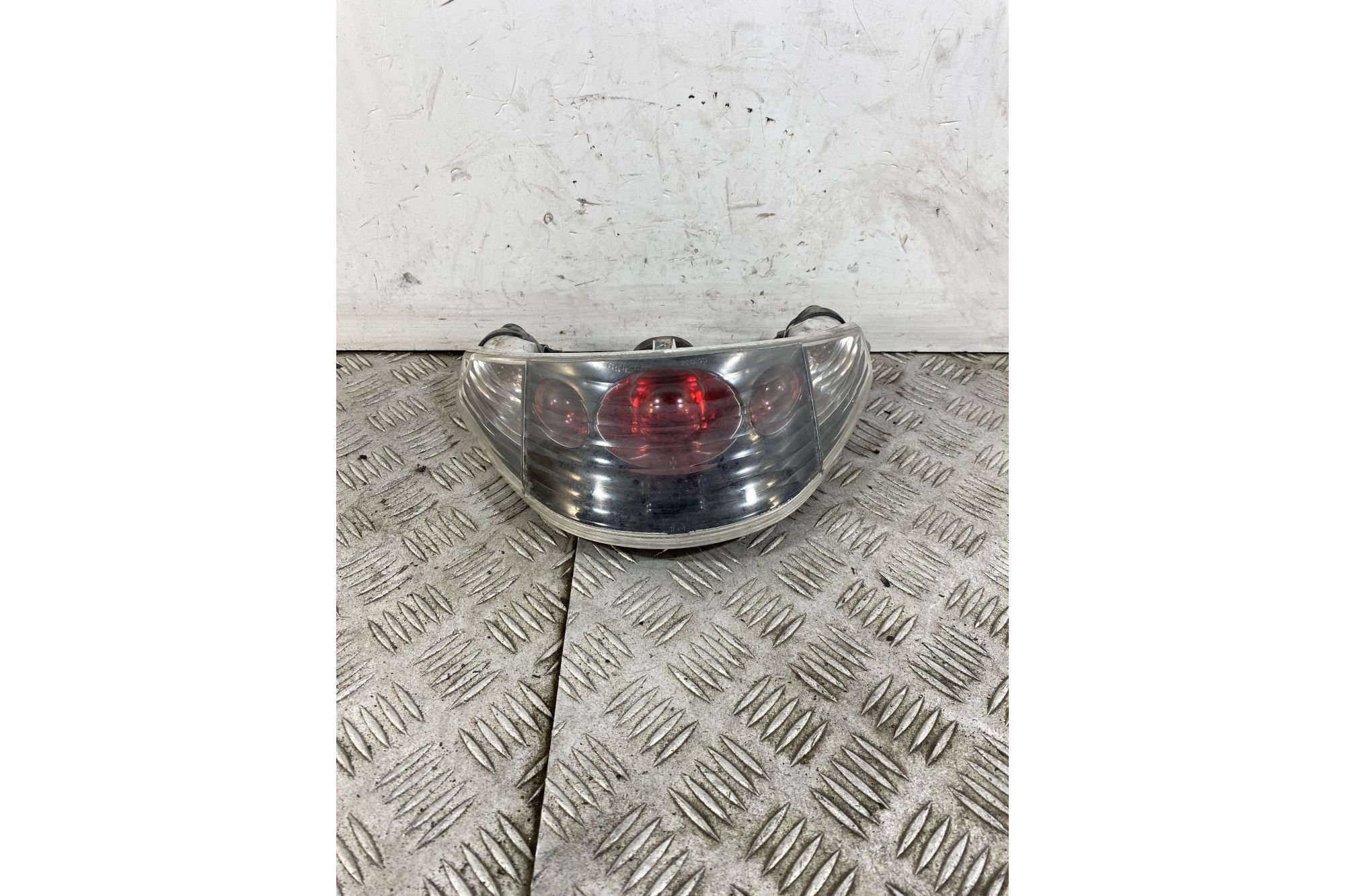 Fanale Stop Posteriore Piaggio Beverly 300 Dal 2009 al 2013  1746623794948