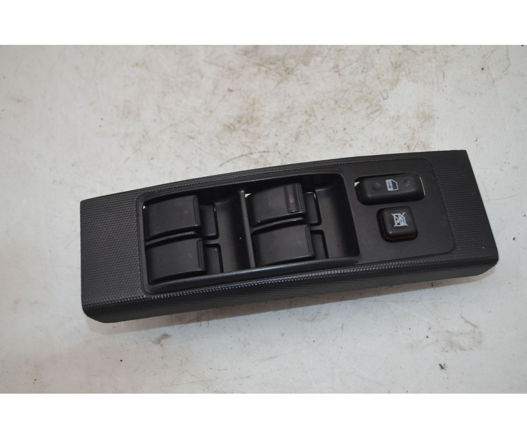 Pulsantiera Alzacristalli Anteriore SX Toyota Corolla Verso Dal 2004 al 2009 Cod 84820-0F030 1746686473965 Pulsantiera Alzacristalli Anteriore SX Toyota Corolla Verso Dal 2004 al 2009 Cod 84820-0F030 1746686473965