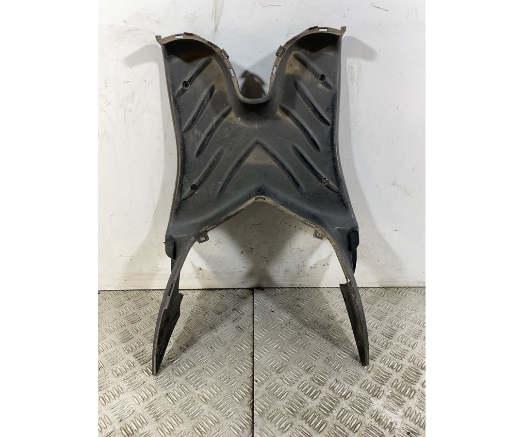 Carena Pedana Poggiapiedi Piaggio Liberty Moc Dal 2009 al 2013 1746707003997 Carena Pedana Poggiapiedi Piaggio Liberty Moc Dal 2009 al 2013 1746707003997