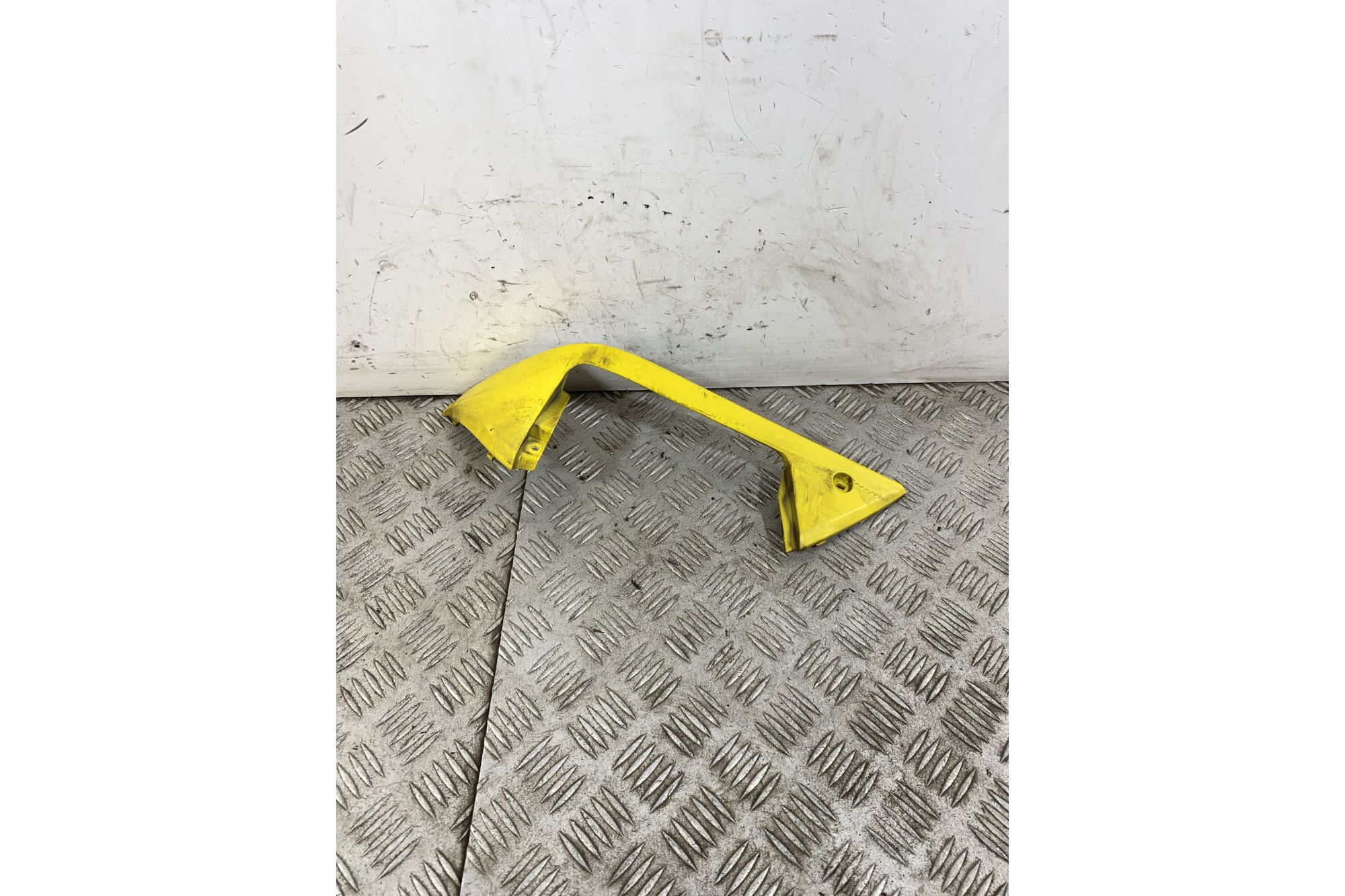 Carena Scocca Retroscudo Destra Dx Yamaha Tricity 125 dal 2014 al 2020  1746710172321