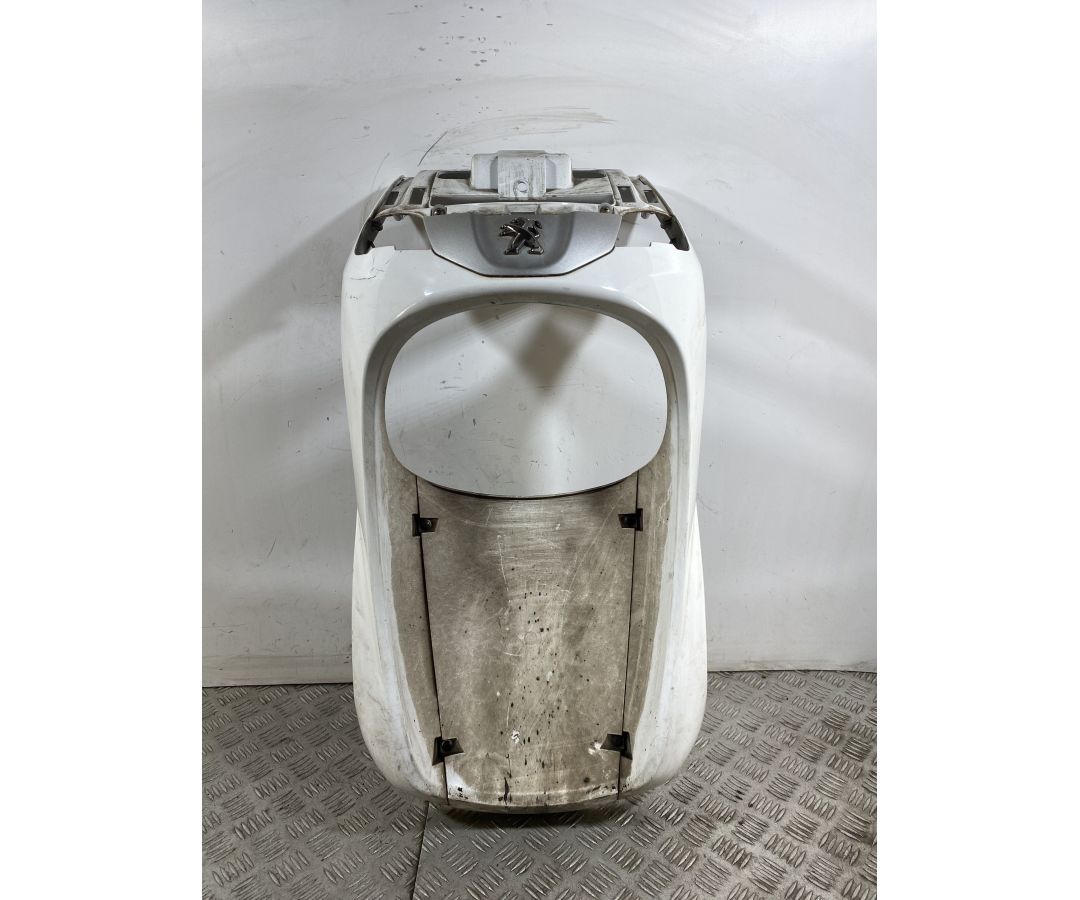 Carena Scudo Anteriore Peugeot Tweet 125 / 150 Dal 2010 al 2017 1746710145431 Carena Scudo Anteriore Peugeot Tweet 125 / 150 Dal 2010 al 2017 1746710145431