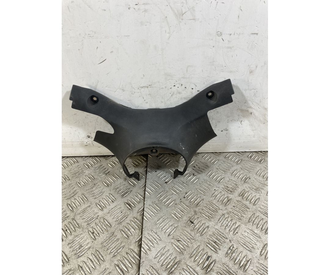 Carena Coprimanubrio Inferiore Yamaha Tricity 125 dal 2014 al 2020 1746712494384 Carena Coprimanubrio Inferiore Yamaha Tricity 125 dal 2014 al 2020 1746712494384