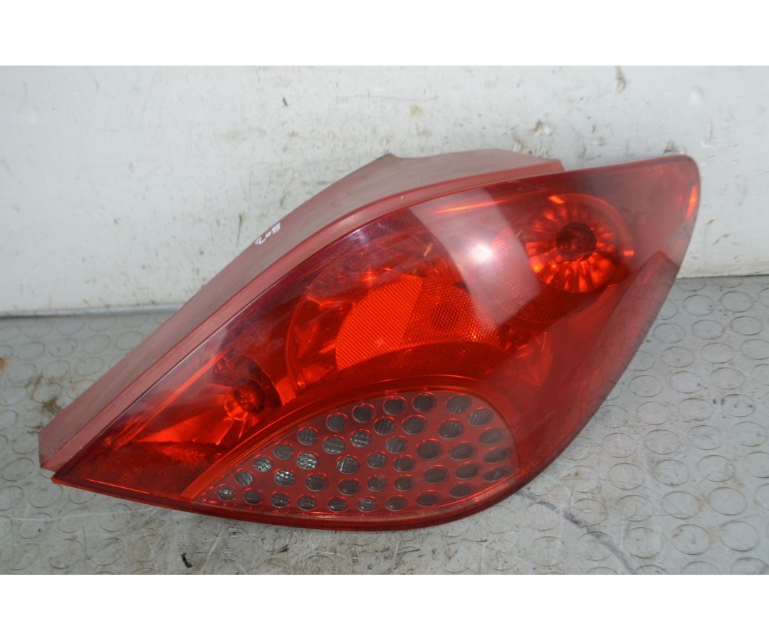 Fanale Stop Posteriore DX Peugeot 207 Dal 2006 al 2009 Cod 6351Y7 1746773056804 Fanale Stop Posteriore DX Peugeot 207 Dal 2006 al 2009 Cod 6351Y7 1746773056804