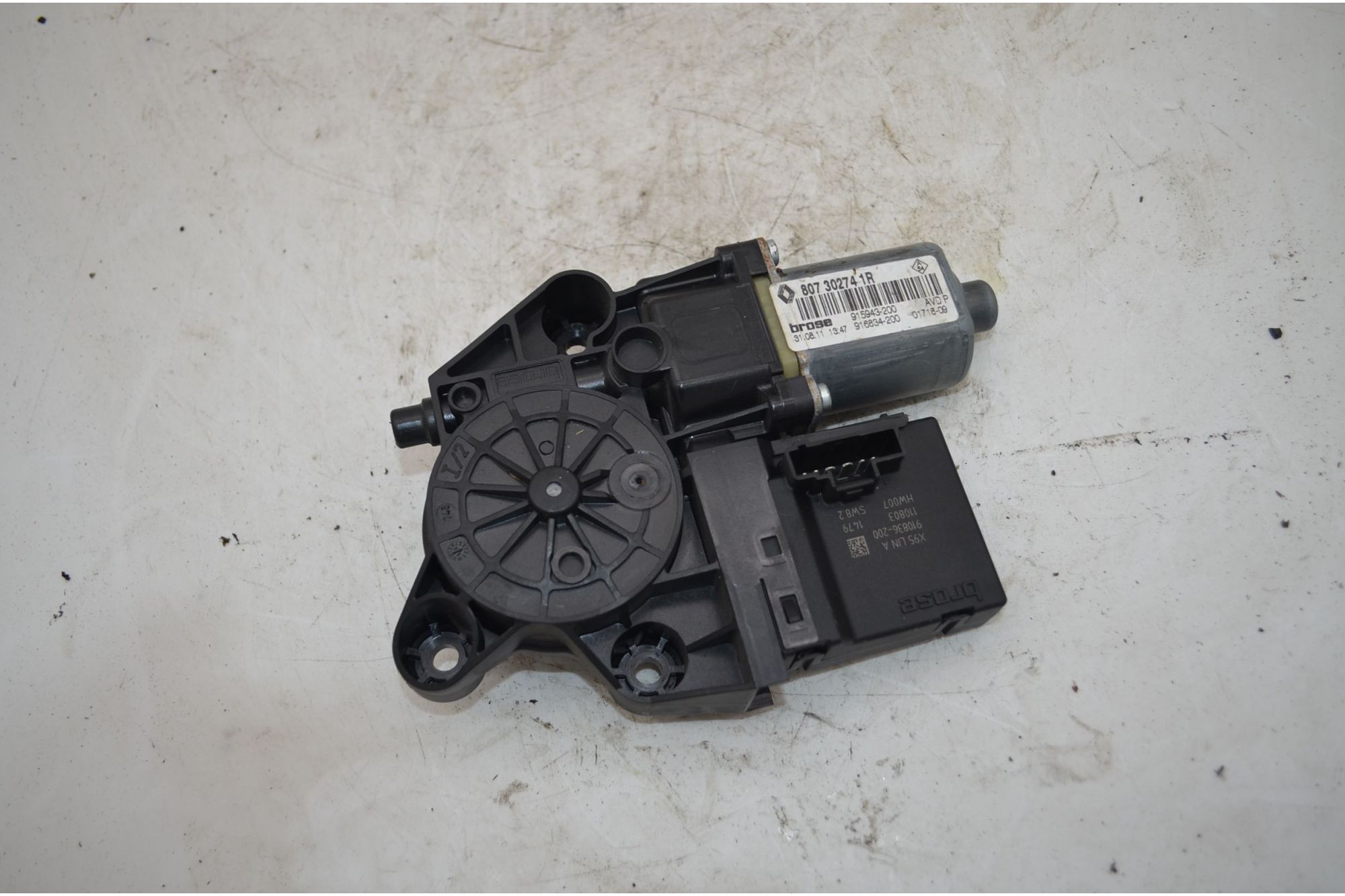 Motorino Alzacristalli Anteriore DX Renault Scenic III Dal 2009 al 2016 Cod 807302741R  1746778622790