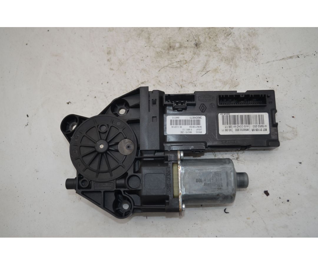 Motorino Alzacristalli Anteriore SX Renault Scenic III Dal 2009 al 2016 Cod 807311050R 1746779896824 Motorino Alzacristalli Anteriore SX Renault Scenic III Dal 2009 al 2016 Cod 807311050R 1746779896824