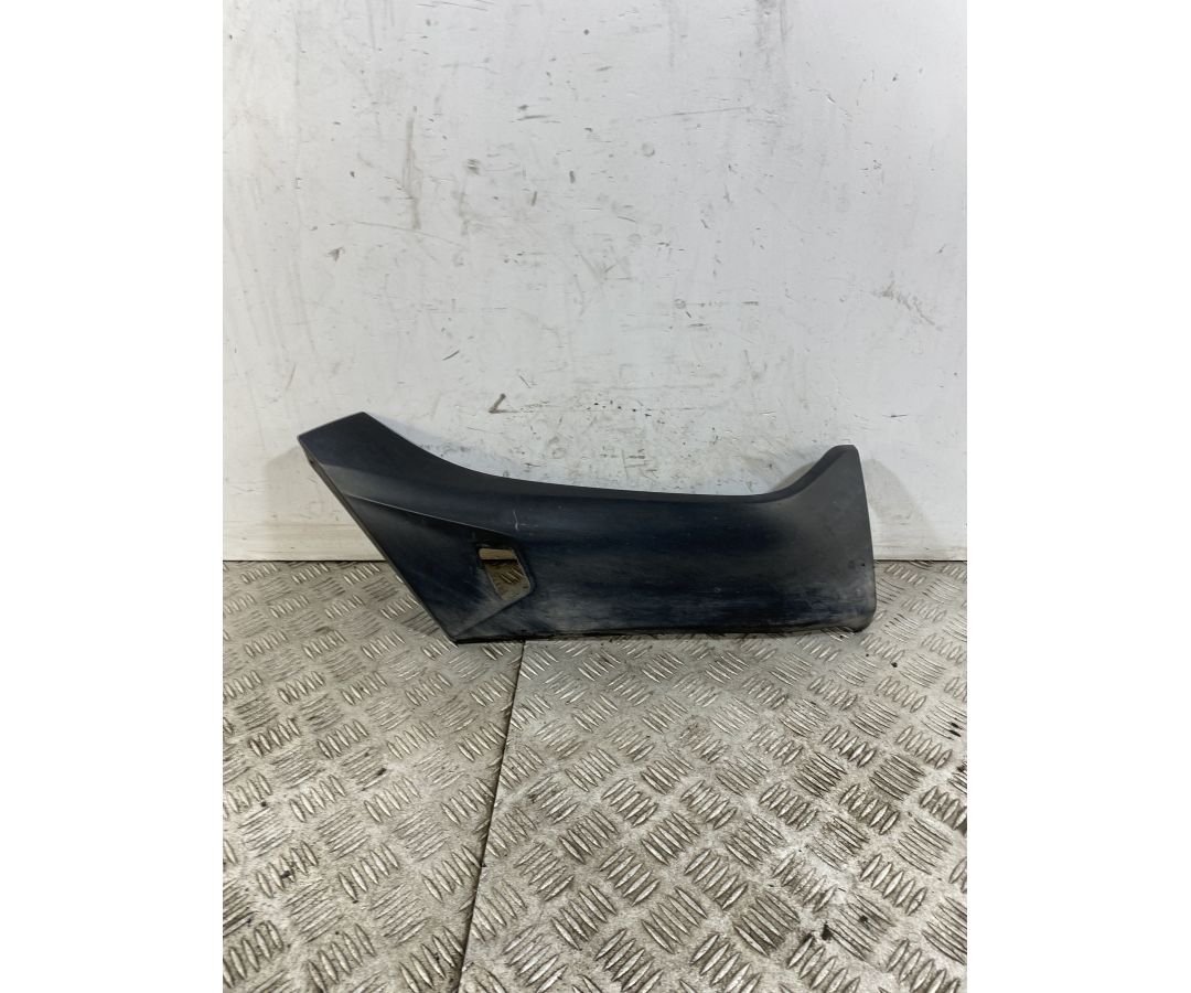 Carena Sottopedana Destro DX Yamaha Tricity 125 dal 2014 al 2020 1746800379807 Carena Sottopedana Destro DX Yamaha Tricity 125 dal 2014 al 2020 1746800379807