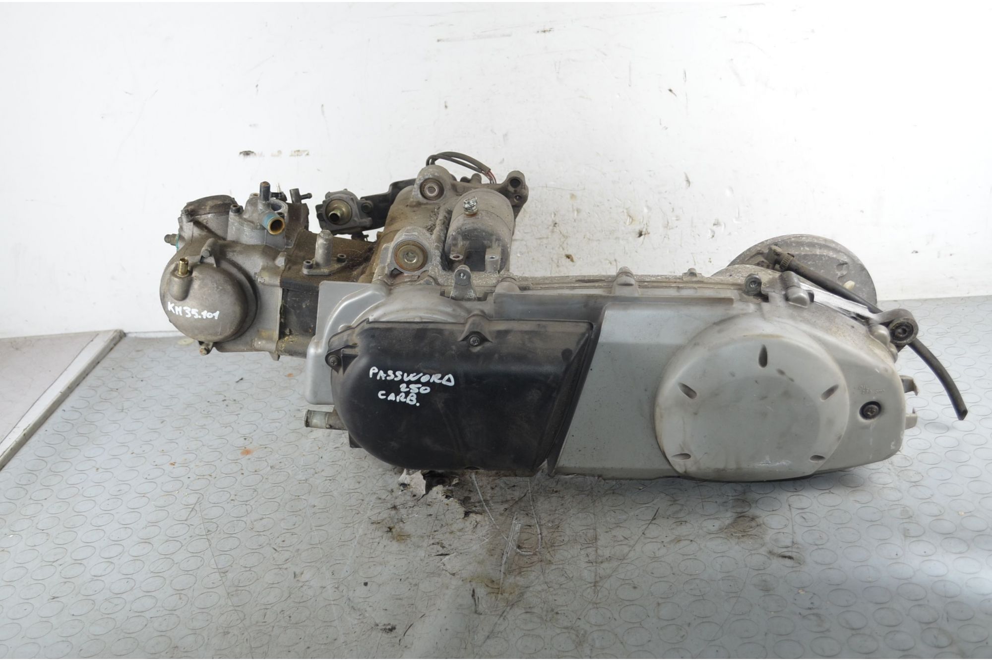 Blocco motore Malaguti Password 250 carburatore Dal 2008 al 2011 Cod 4M5  1746801968055