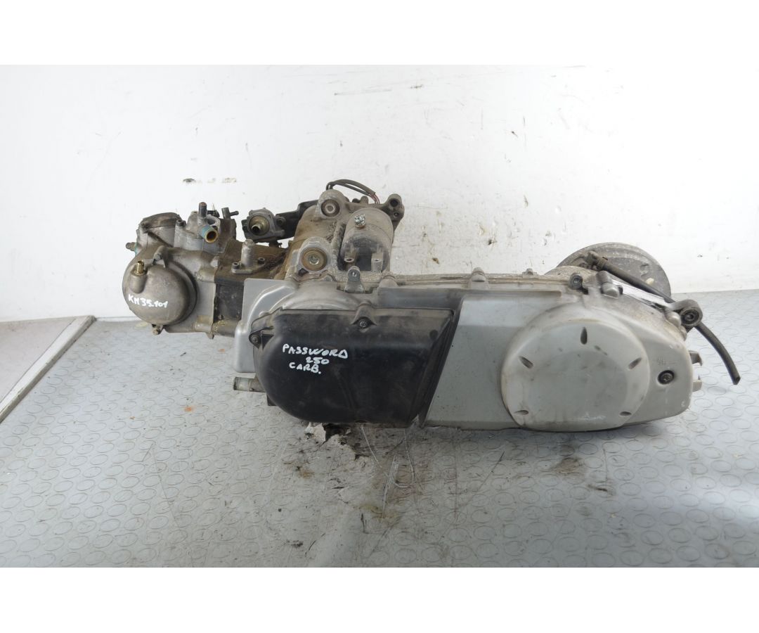 Blocco motore Malaguti Password 250 carburatore Dal 2008 al 2011 Cod 4M5 1746801968055 Blocco motore Malaguti Password 250 carburatore Dal 2008 al 2011 Cod 4M5 1746801968055