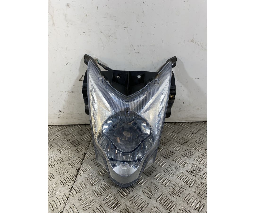 Faro Fanale Anteriore Kymco Agility R16 Plus 150 dal 2015 in poi 1747033011762 Faro Fanale Anteriore Kymco Agility R16 Plus 150 dal 2015 in poi 1747033011762