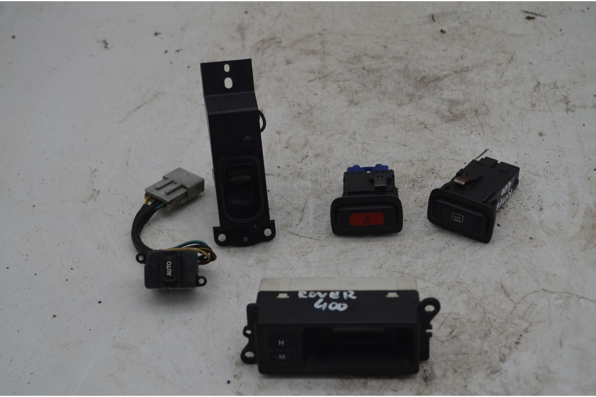 Pulsanti Vari Rover 400 Dal 1995 al 2005 Cod YUD100570  1747039664665