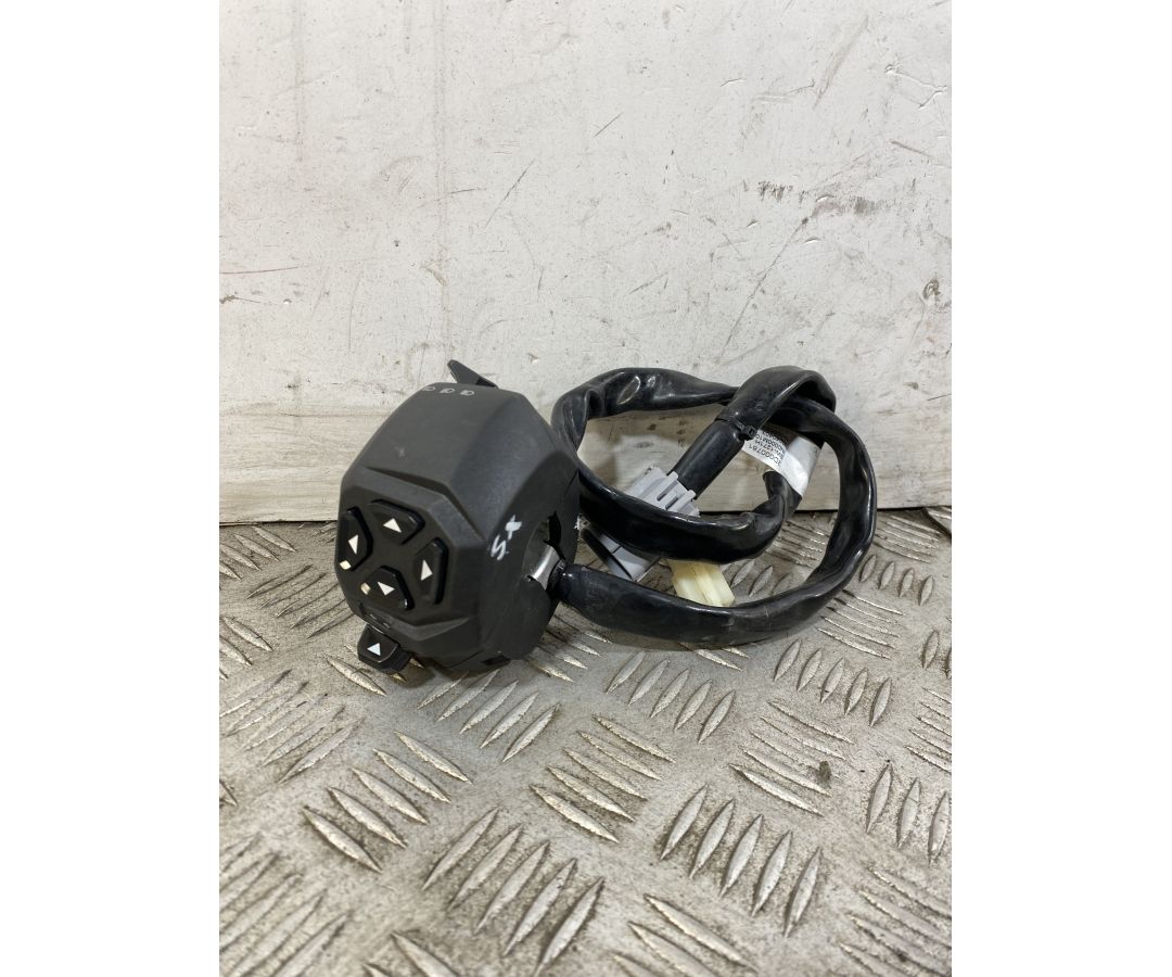 Commutatore Devio Luci Sinistro SX Aprilia RS 457 Dal 2024 Al 2025 1747045390541 Commutatore Devio Luci Sinistro SX Aprilia RS 457 Dal 2024 Al 2025 1747045390541