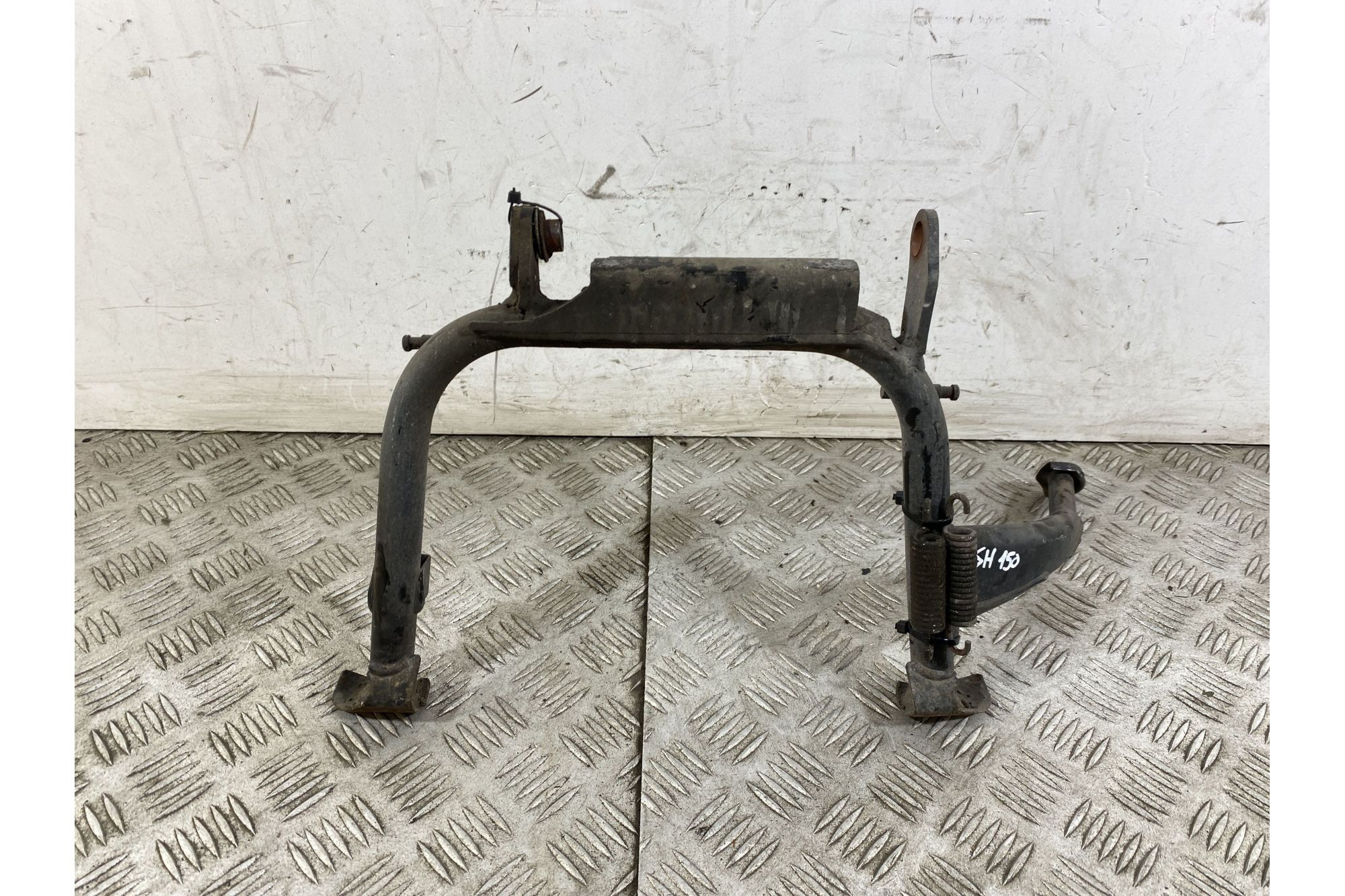 Cavalletto Centrale Honda Sh 125 / 150 dal 2001 al 2012  1747046907243