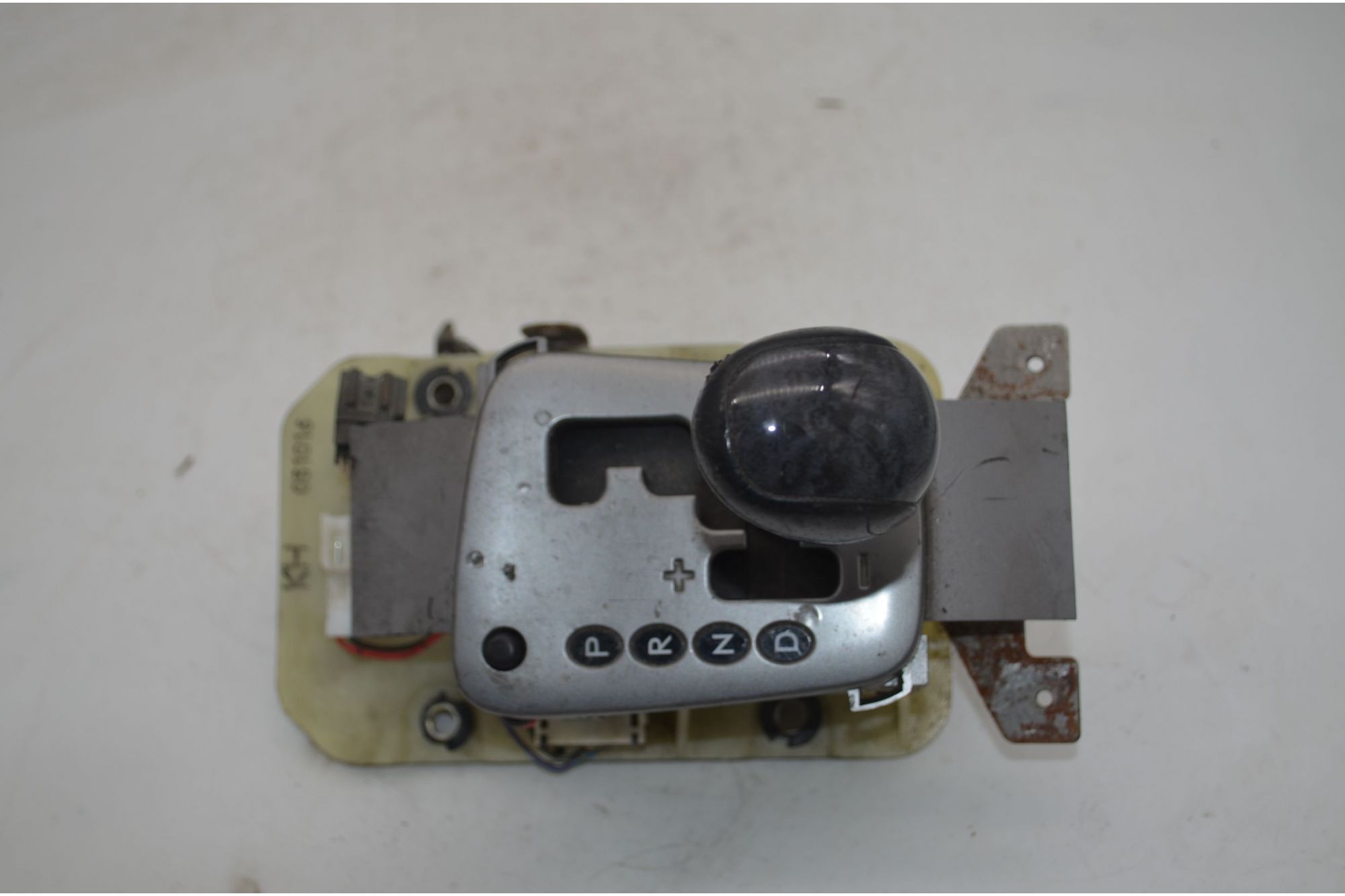 Leva del cambio automatico Subaru Legacy Dal 2003 al 2009 Cod OE 35111AG040  1747060178599