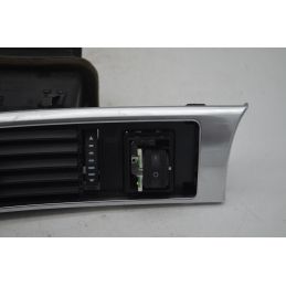 Bocchetta aria anteriore SX Audi A6 4F Dal 2008 al 2012 Cod 4F1820901D  1747060833429