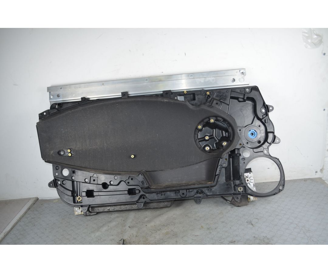 Pannello porta anteriore SX Mini Cooper R56 Dal 2006 al 2010 Cod TH624400-21 1747121924882 Pannello porta anteriore SX Mini Cooper R56 Dal 2006 al 2010 Cod TH624400-21 1747121924882