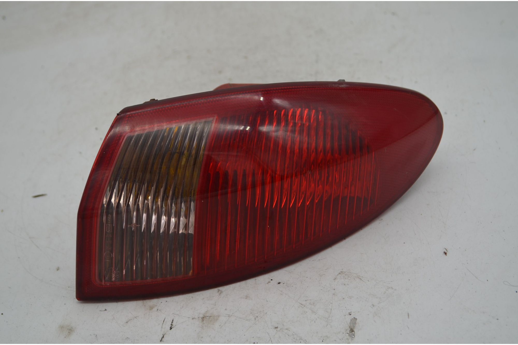 Fanale Stop Posteriore DX Alfa Romeo 147 Dal 2000 al 2005 Cod 46556347  1747127502732