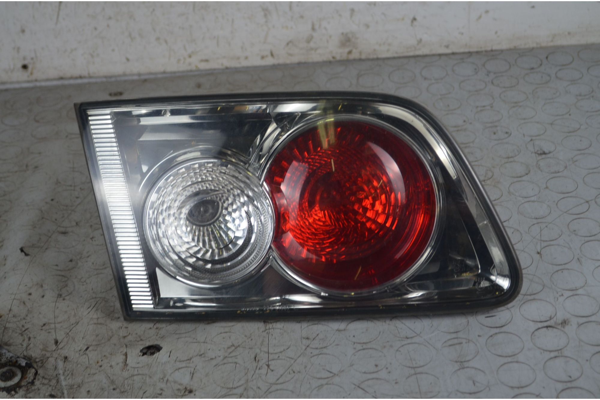 Fanale Stop Posteriore Interno SX Mazda 6 Dal 2002 al 2008 Cod GJ5E513G0B  1747131554987