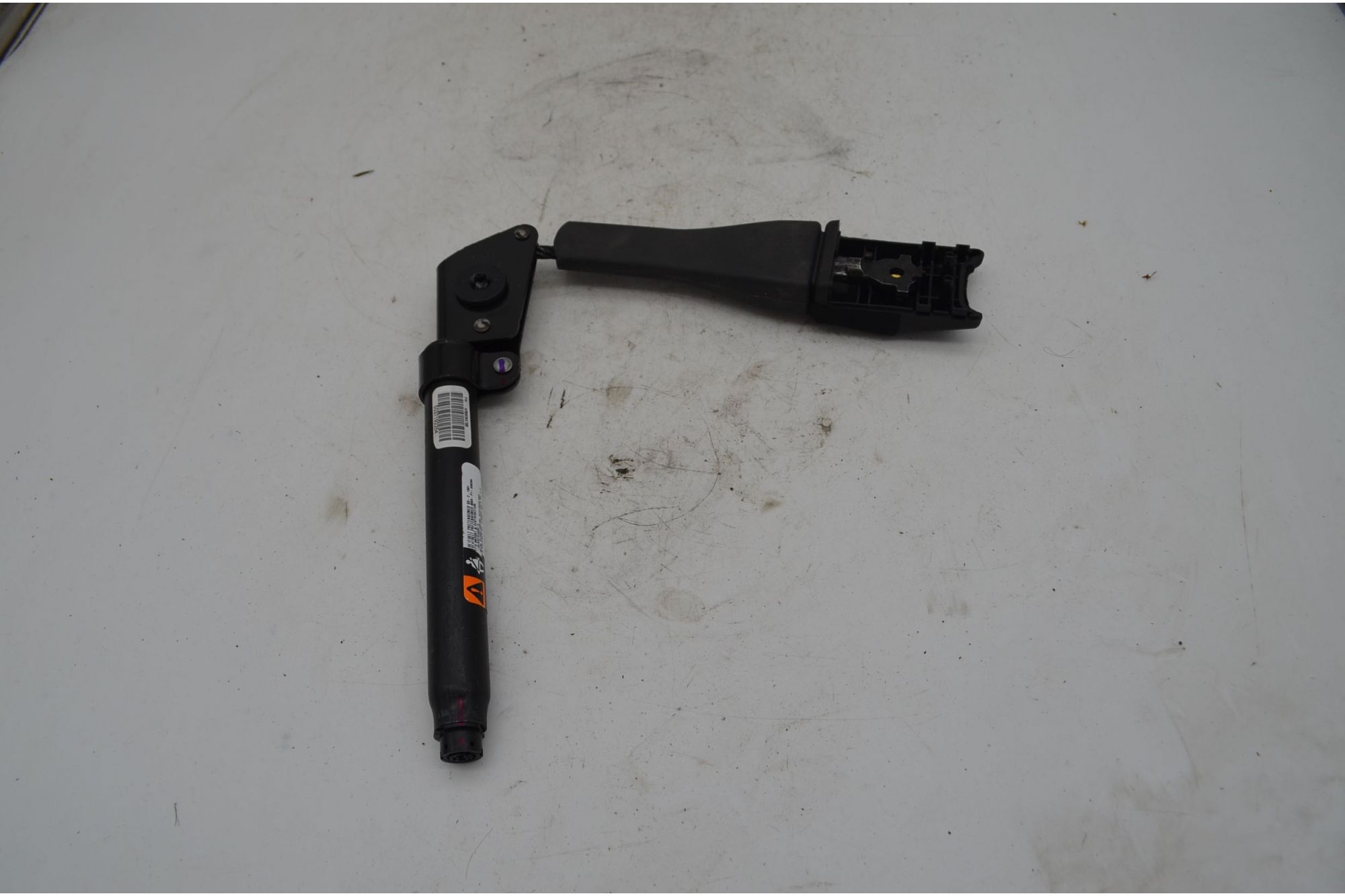 Fibbia Cintura di Sicurezza Anteriore SX Opel Mokka Dal 2012 al 2016 Cod 0589-p1-000364  1747132109421