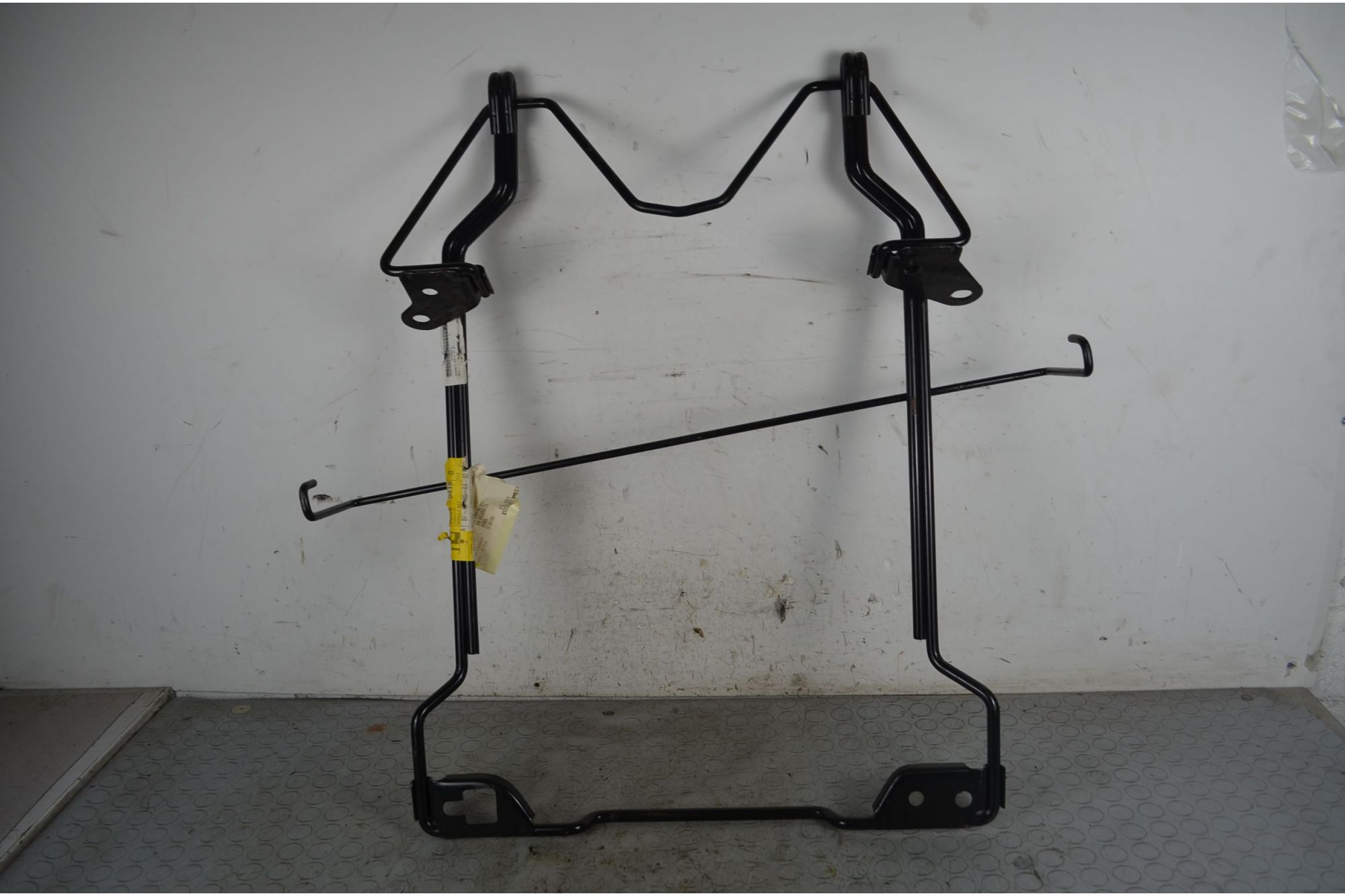 Supporto ruota di scorta Opel Vivaro MK III Dal 2014 al 2019 Cod 938684418  1747139745981