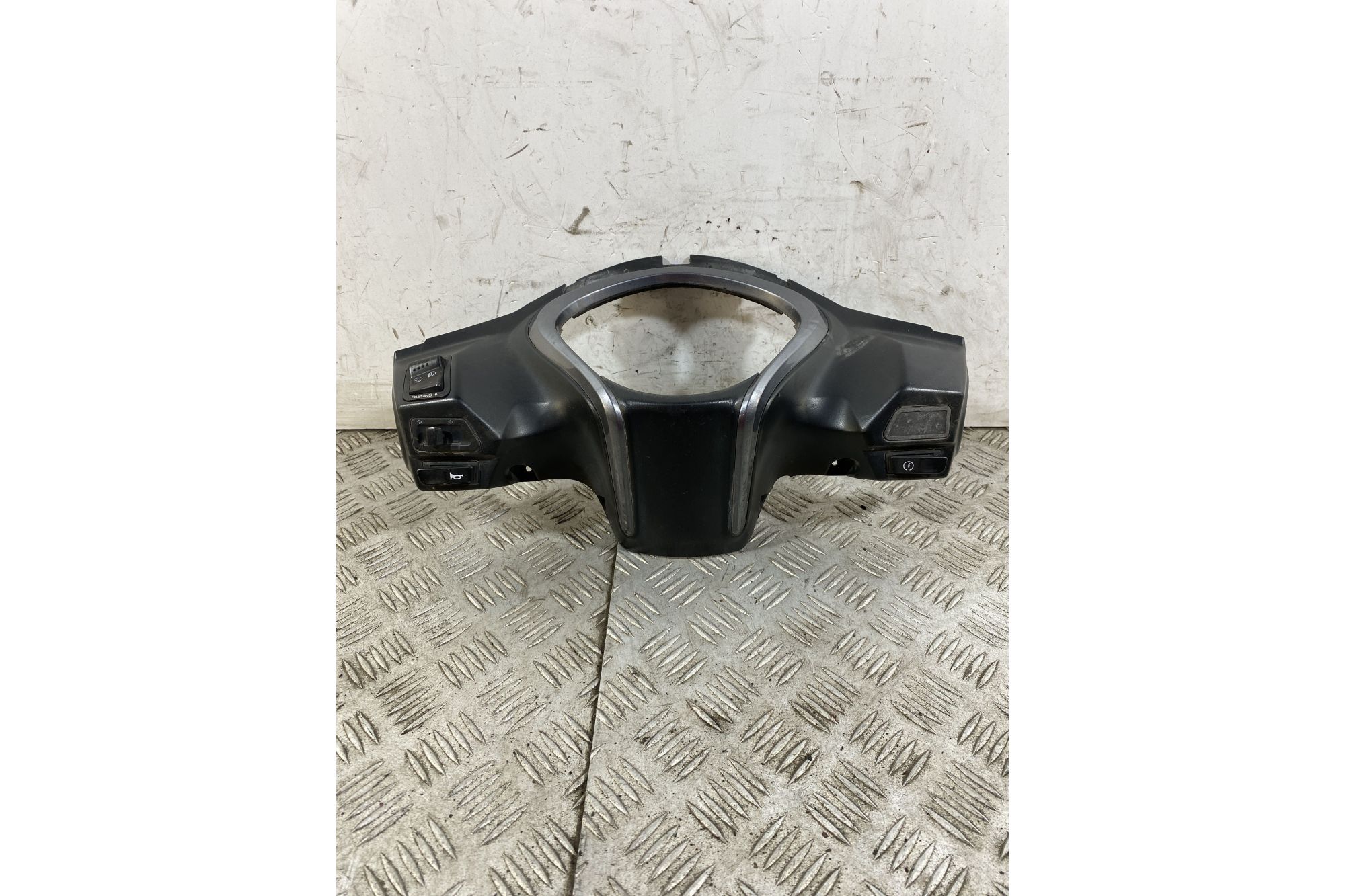 Carena Coprimanubrio Portastrumentazione Kymco People One 125 / 150 Dal 2016 al 2018  1747142012759