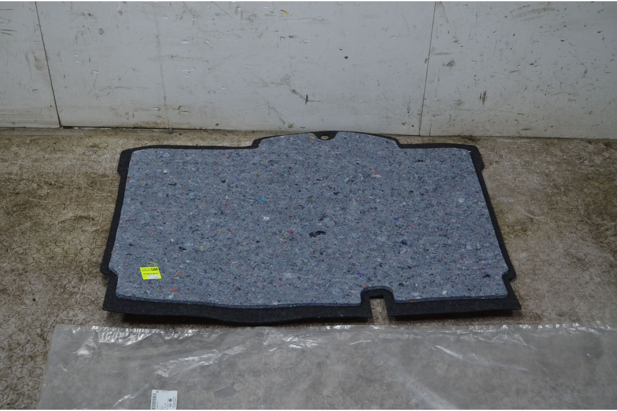 Tappeto del bagagliaio posteriore Opel Corsa D Dal 2006 al 2014 Cod 13242773  1747226744033