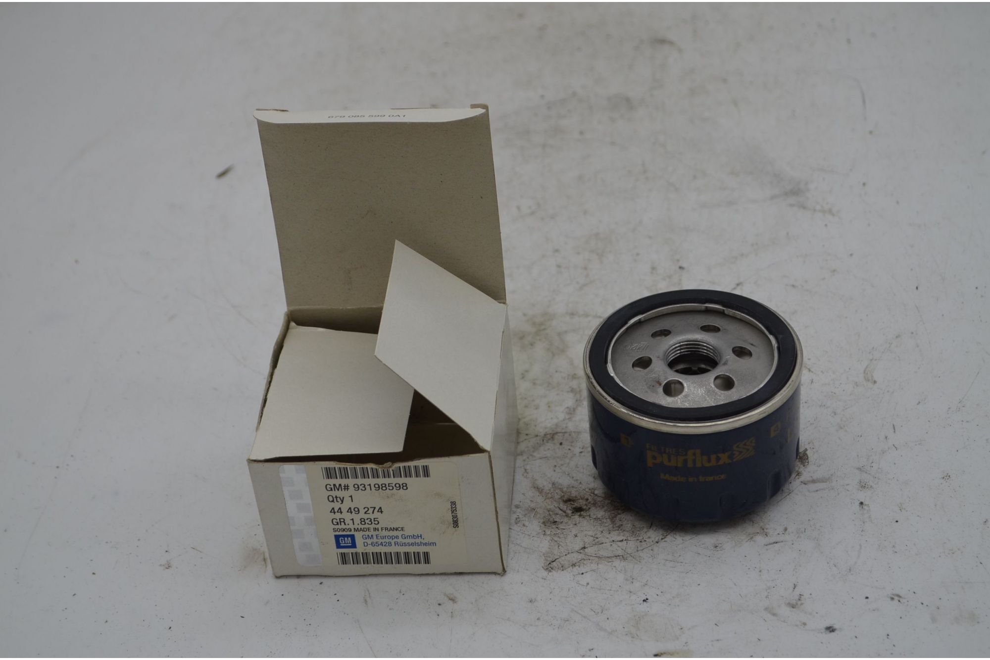 Filtro olio Opel Vivaro A Dal 2004 al 2006 Cod 93198598  1747227423661
