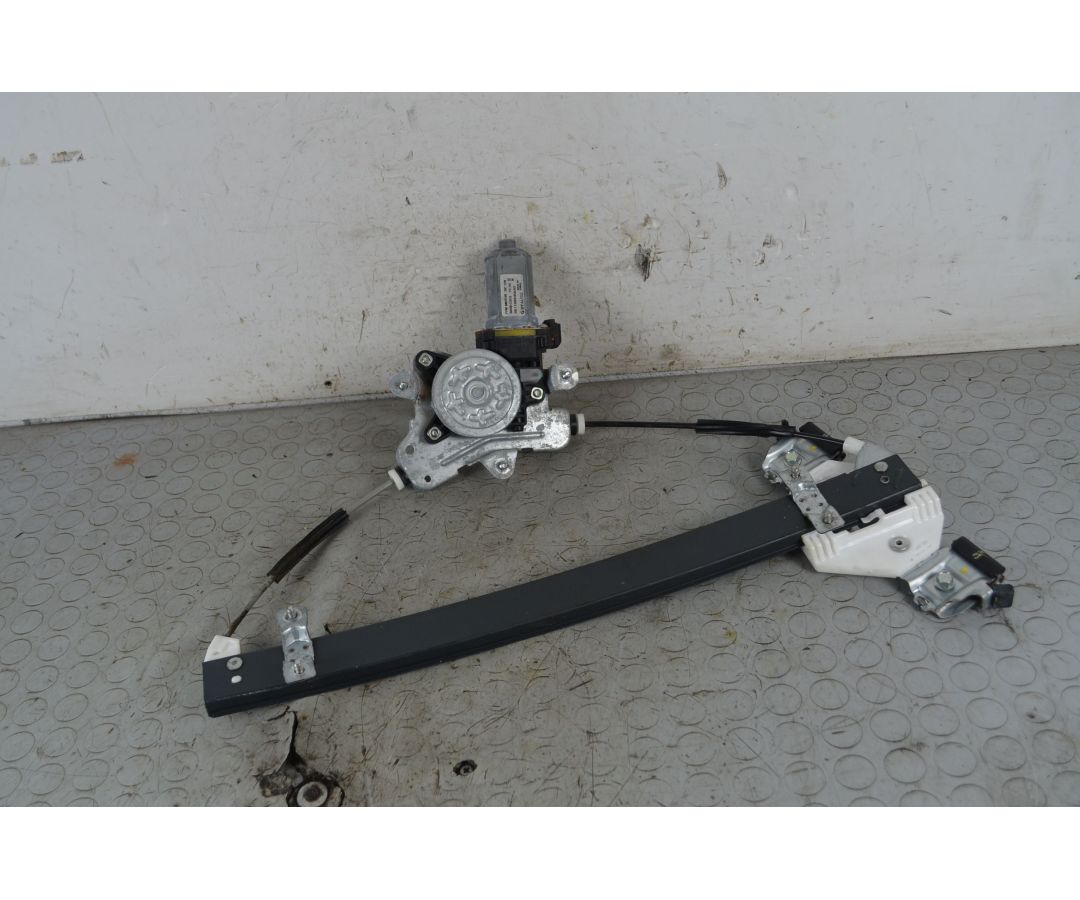 Motorino Alzacristalli Anteriore DX SsangYong Korando Dal 2010 al 2019 Cod 98820-CZ010 1747234532462 Motorino Alzacristalli Anteriore DX SsangYong Korando Dal 2010 al 2019 Cod 98820-CZ010 1747234532462
