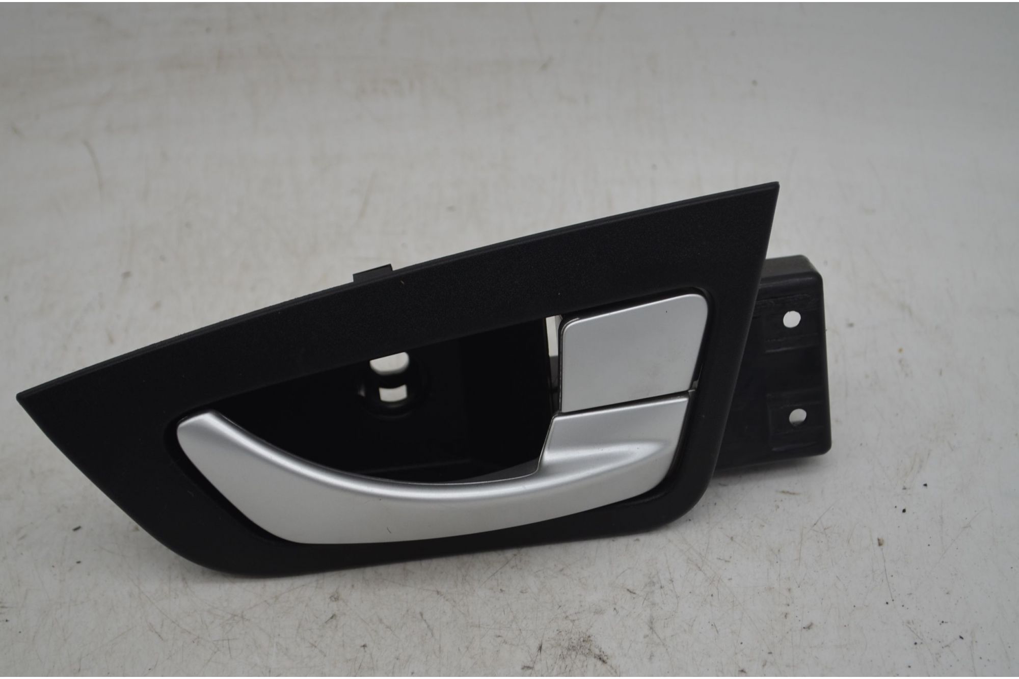 Maniglia Interna Anteriore DX SsangYong Korando Dal 2010 al 2016 Cod 7242034012EAW  1747291872242