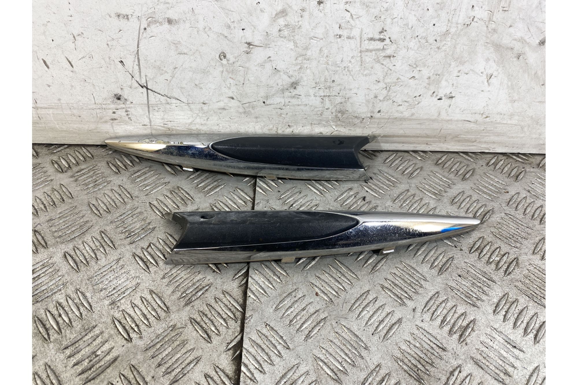 Coppia Carene Paracolpi Piaggio Liberty 150 3V dal 2013 al 2015  1747294080002