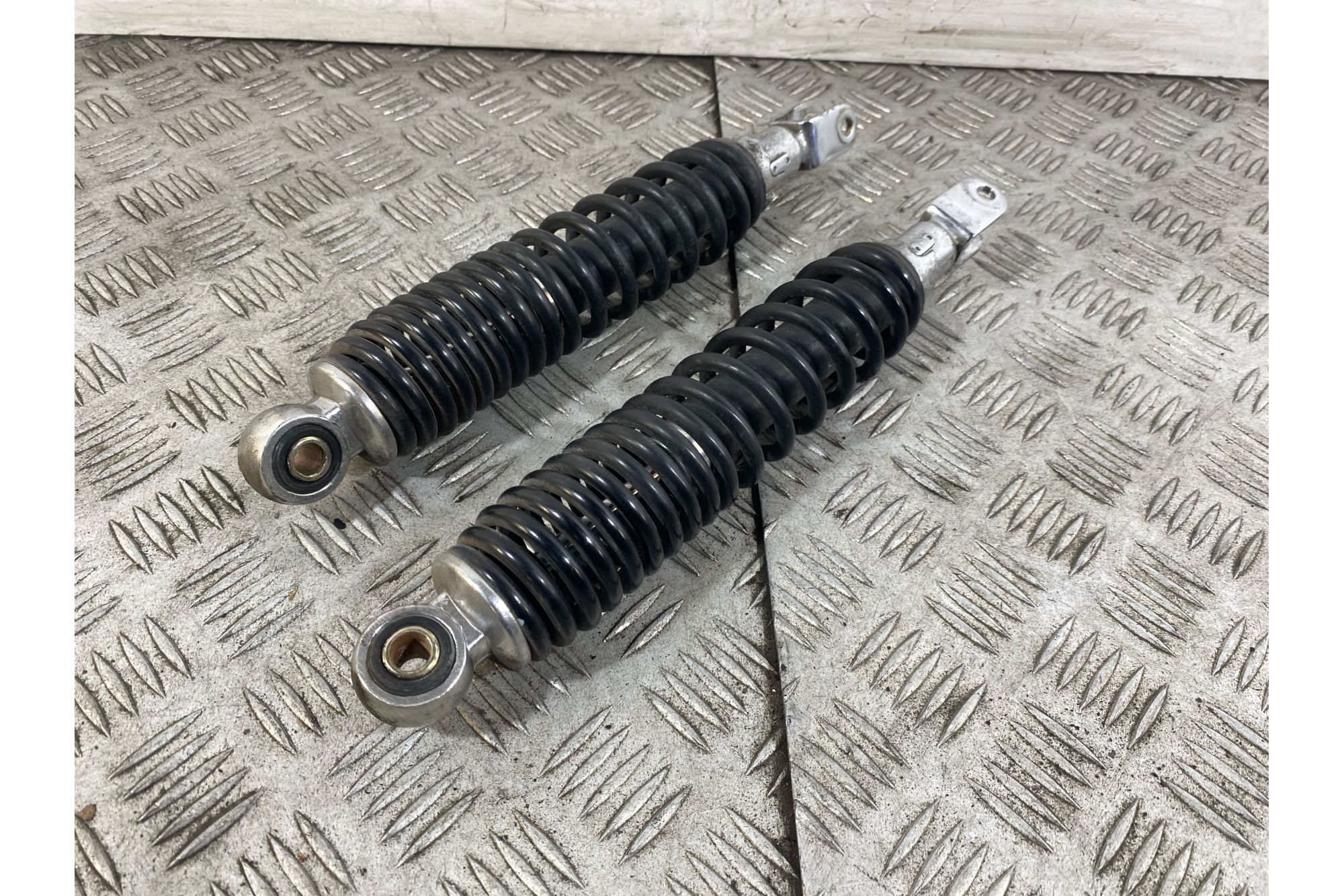 Coppia Ammortizzatori Benelli Caffènero 125 dal 2011 al 2016  1747301445695
