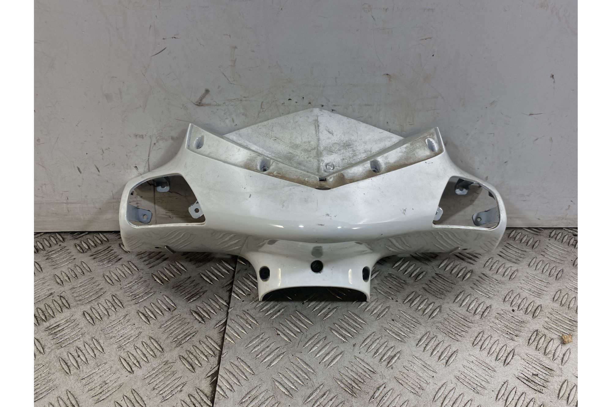 Carena Coprimanubrio Frontale Benelli Caffènero 125 dal 2011 al 2016  1747302507880
