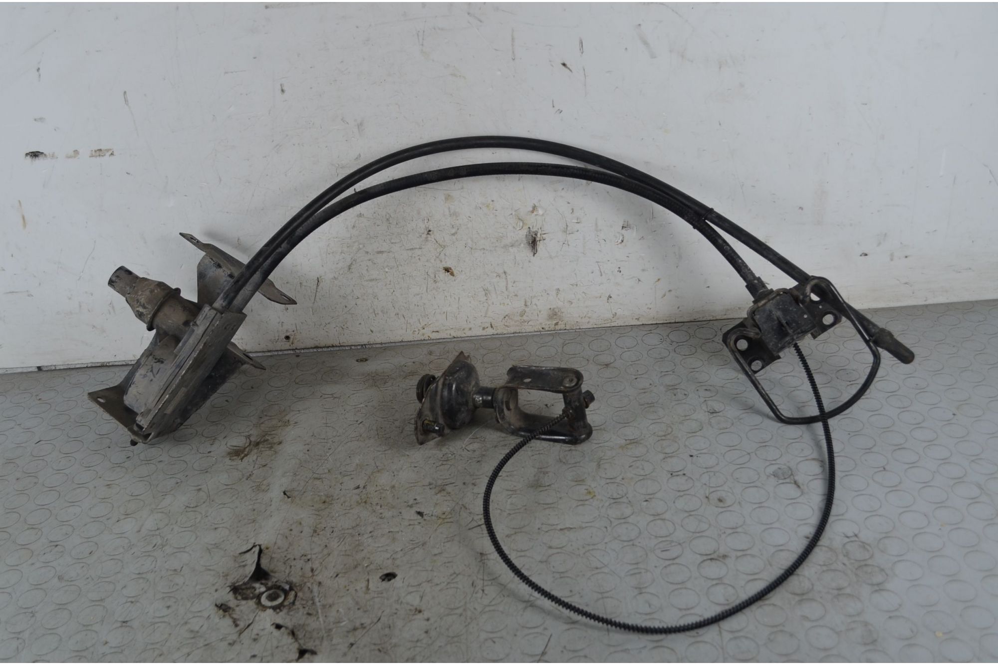 Sostegno ruota di scorta Fiat Ducato Dal 2006 al 2014 Cod 1384129080  1747310942833