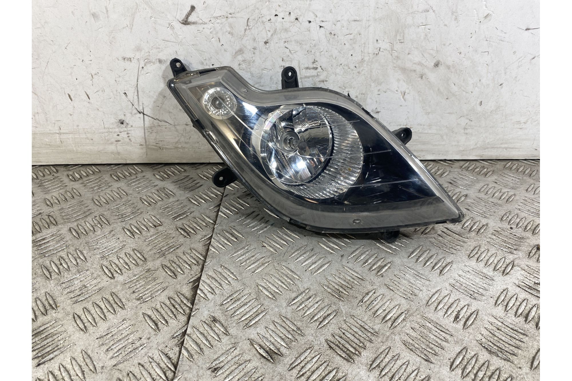 Faro Fanale Anteriore Destro Dx Benelli Caffènero 125 dal 2011 al 2016  1747311191162