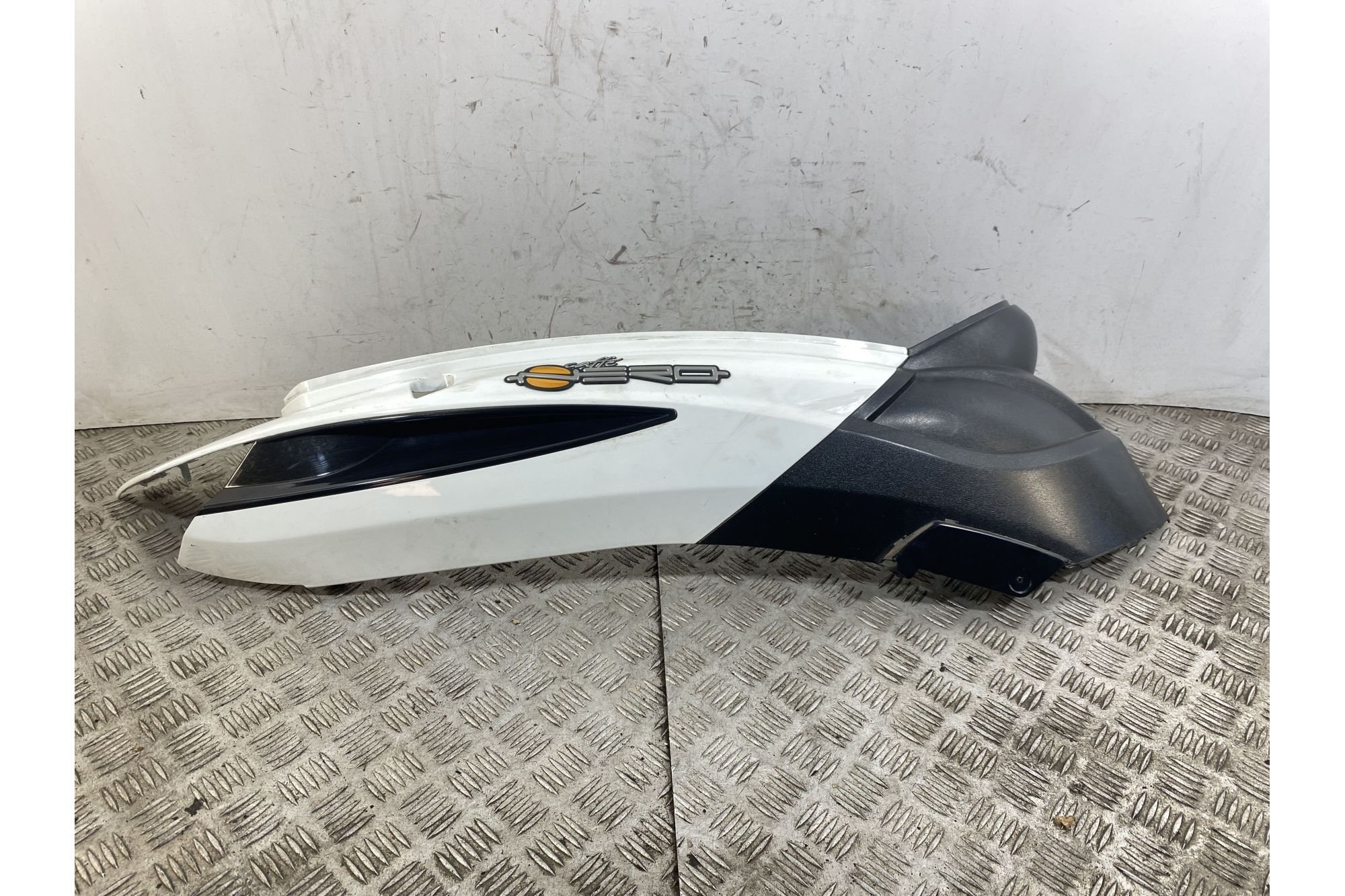 Carena Fianchetto Posteriore Destro Dx Benelli Caffènero 125 dal 2011 al 2016  1747316817258