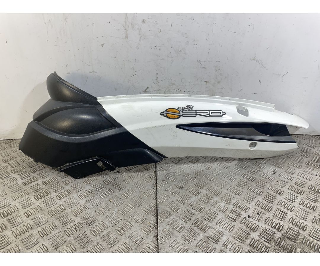 Carena Fianchetto Posteriore Sinistro Sx Benelli Caffènero 125 dal 2011 al 2016 1747316995963 Carena Fianchetto Posteriore Sinistro Sx Benelli Caffènero 125 dal 2011 al 2016 1747316995963