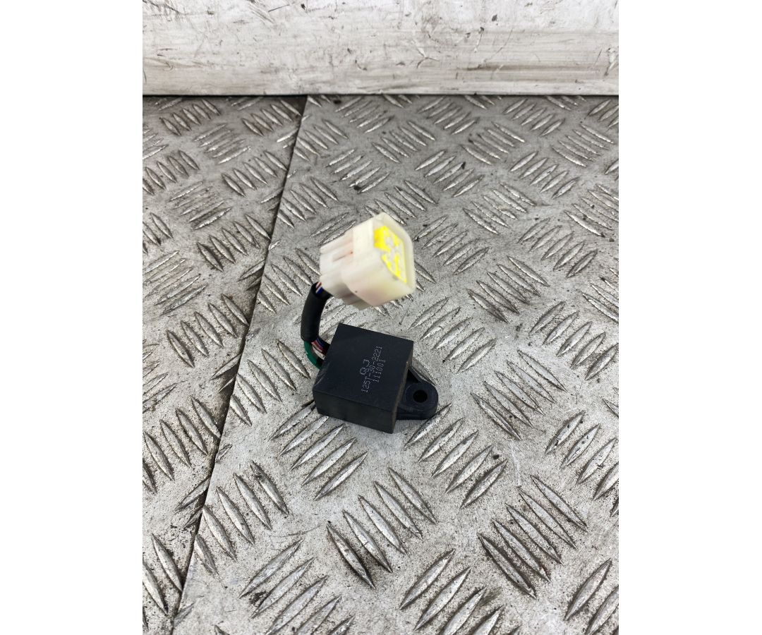 Relè Controllo Luci Benelli Caffènero 125 dal 2011 al 2016 Cod 125T-30-2221 1747317467834 Relè Controllo Luci Benelli Caffènero 125 dal 2011 al 2016 Cod 125T-30-2221 1747317467834