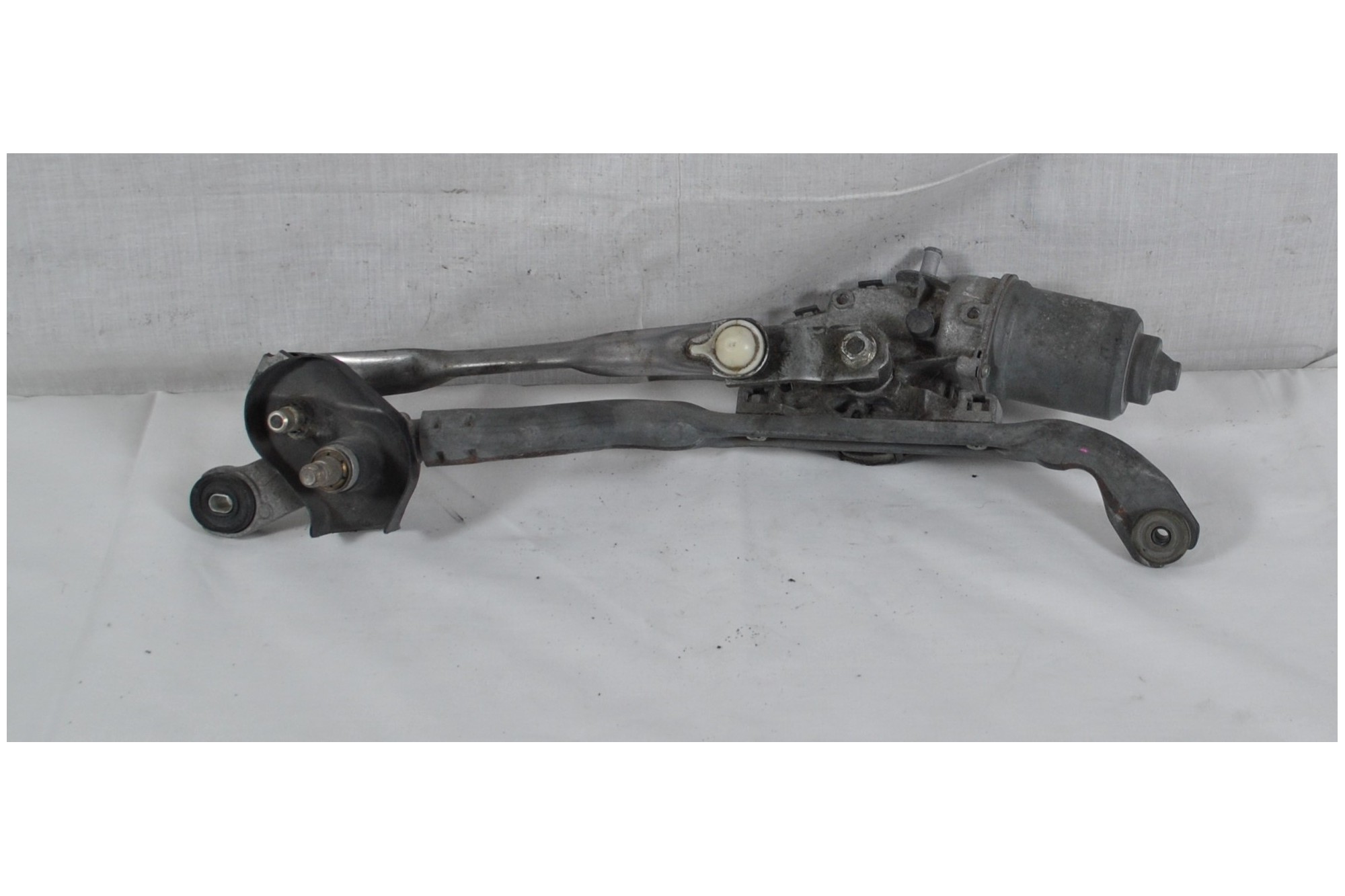 Motorino tergicristalli anteriore Toyota Verso Dal 2012 al 2018 cod.85110-52580  1621844399892