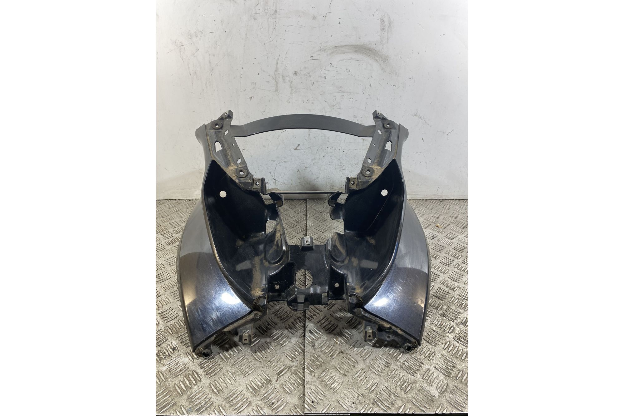 Carena Scudo Anteriore Piaggio MP3 250 Dal 2006 Al 2011  1747380937739