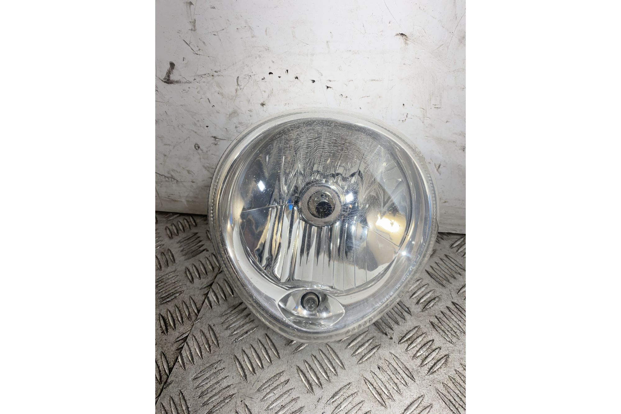 Faro Fanale Anteriore Piaggio Beverly 500 dal 2002 al 2006  1747385571129