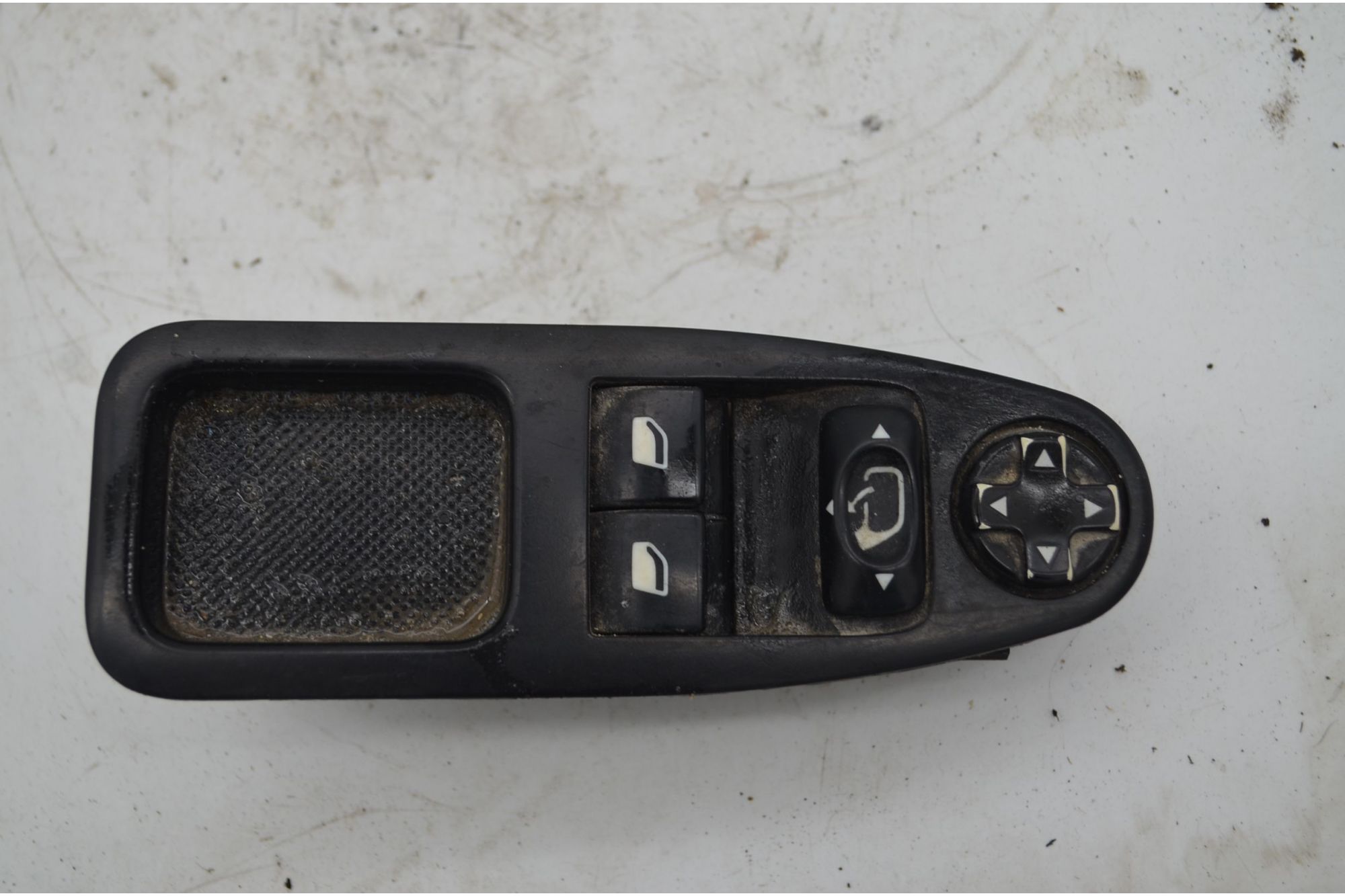 Pulsantiera alzacristallo anteriore SX Citroen Jumpy Dal 2007 al 2016 CodE30641-024C  1747389004593