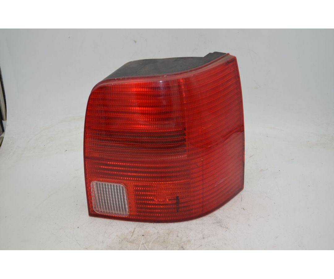 Fanale Stop Posteriore DX Volkswagen Passat B5 Dal 1996 al 2005 Cod 3B5945096G 1747397334866 Fanale Stop Posteriore DX Volkswagen Passat B5 Dal 1996 al 2005 Cod 3B5945096G 1747397334866