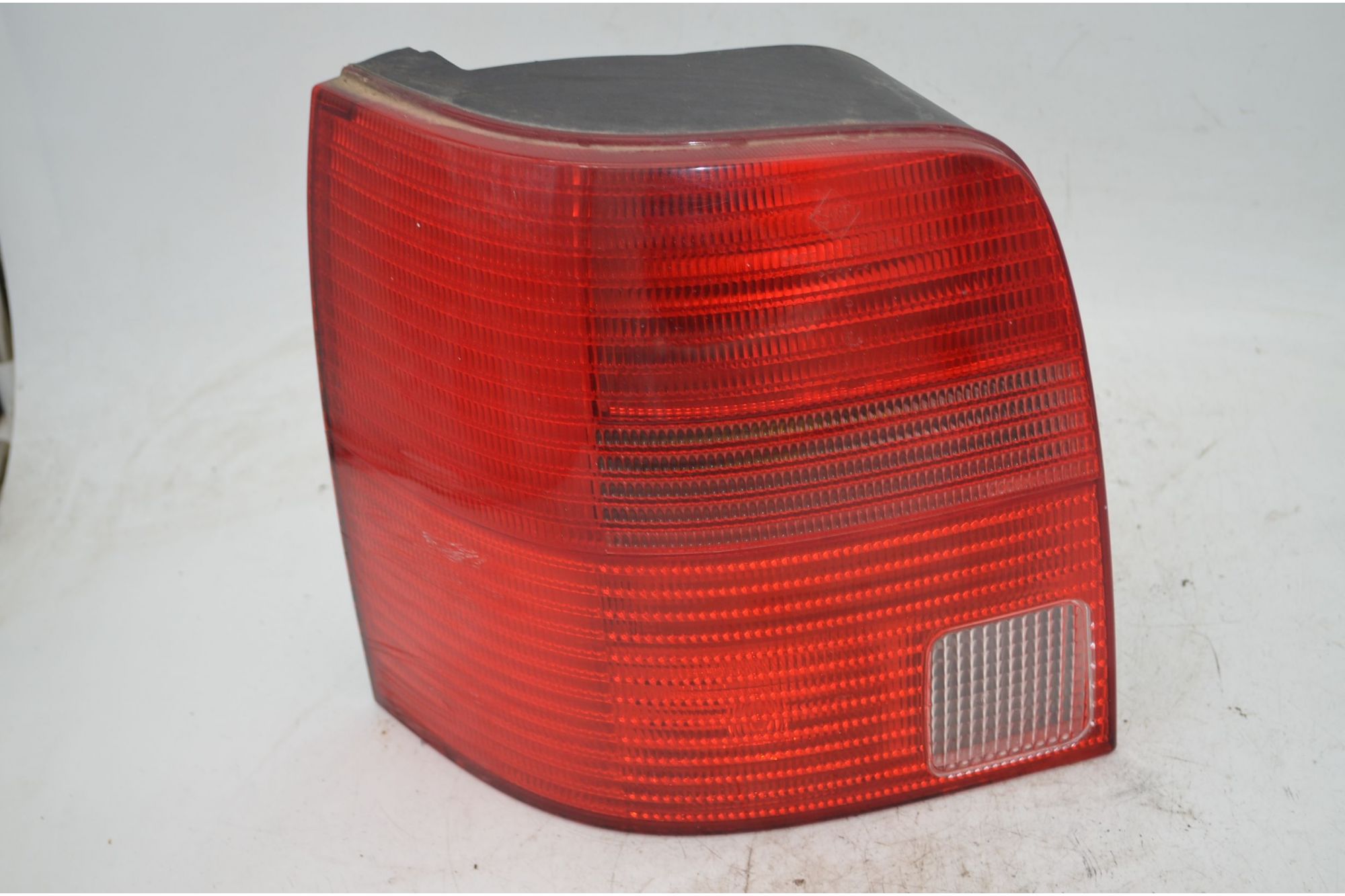 Fanale Stop Posteriore SX Volkswagen Passat B5 Dal 1996 al 2005 Cod 3B5945095F  1747397836353