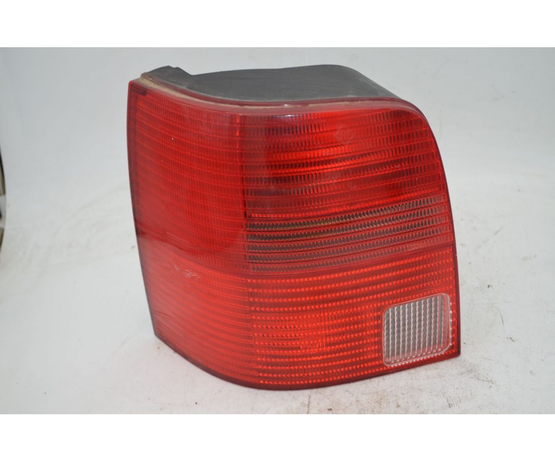 Fanale Stop Posteriore SX Volkswagen Passat B5 Dal 1996 al 2005 Cod 3B5945095F 1747397836353 Fanale Stop Posteriore SX Volkswagen Passat B5 Dal 1996 al 2005 Cod 3B5945095F 1747397836353